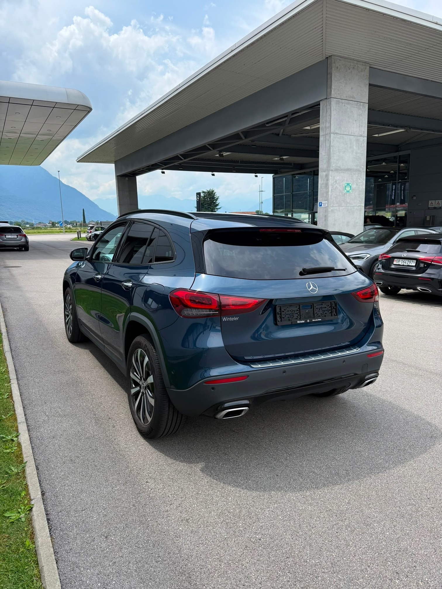 MERCEDES-BENZ GLA 250 4MATIC Progressive Line — zdjęcie 4