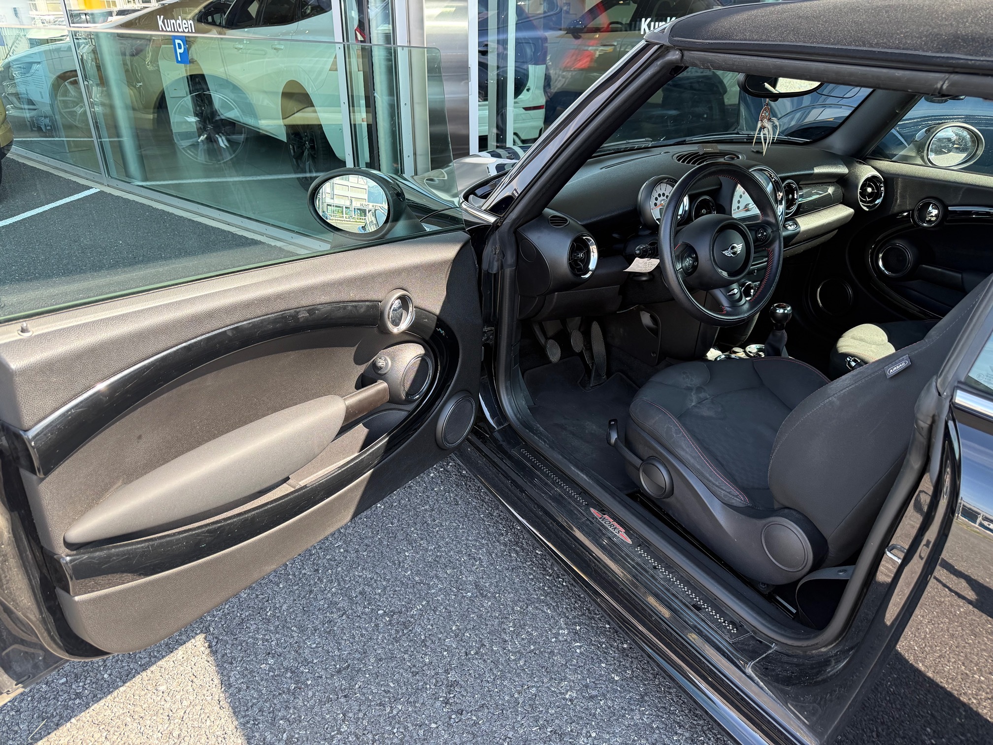 MINI Cooper Cabrio — zdjęcie 10