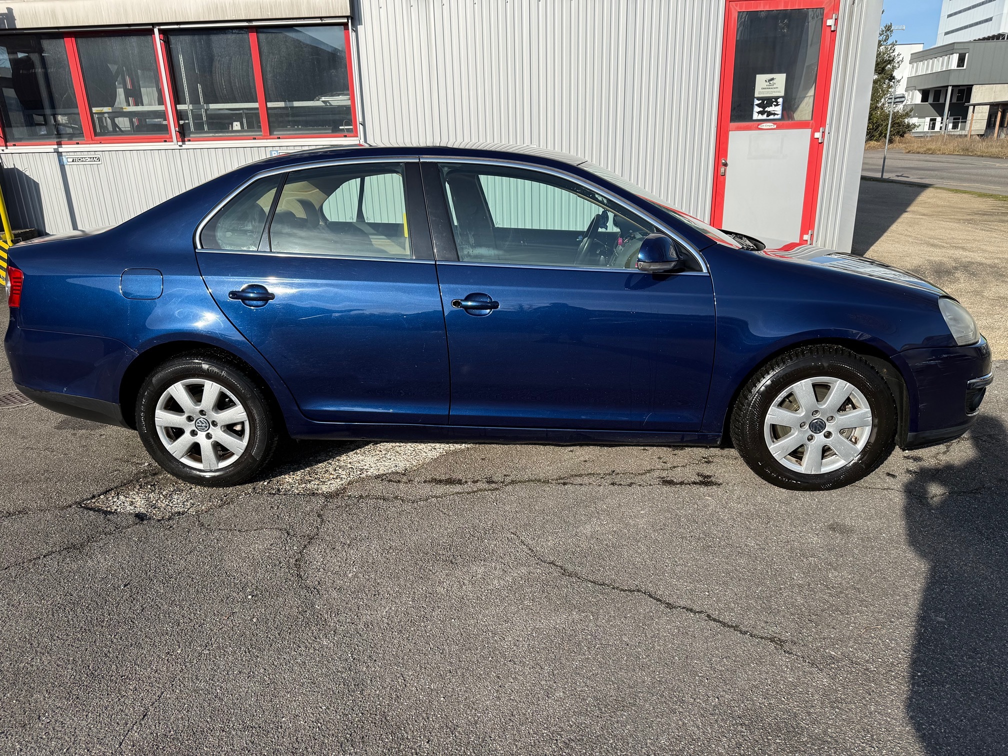 VW Jetta 2.0FSI — zdjęcie 2