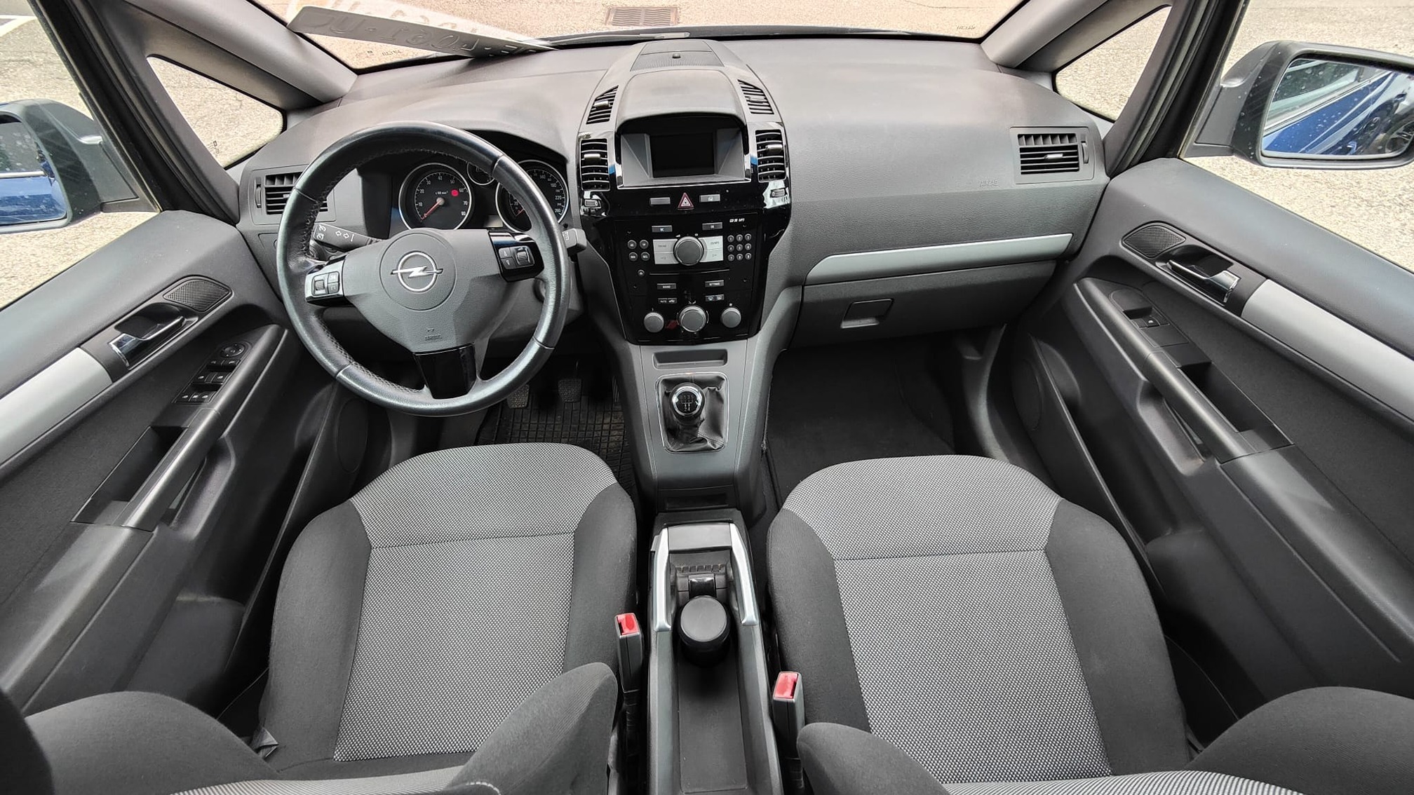 OPEL Zafira B18R — zdjęcie 9
