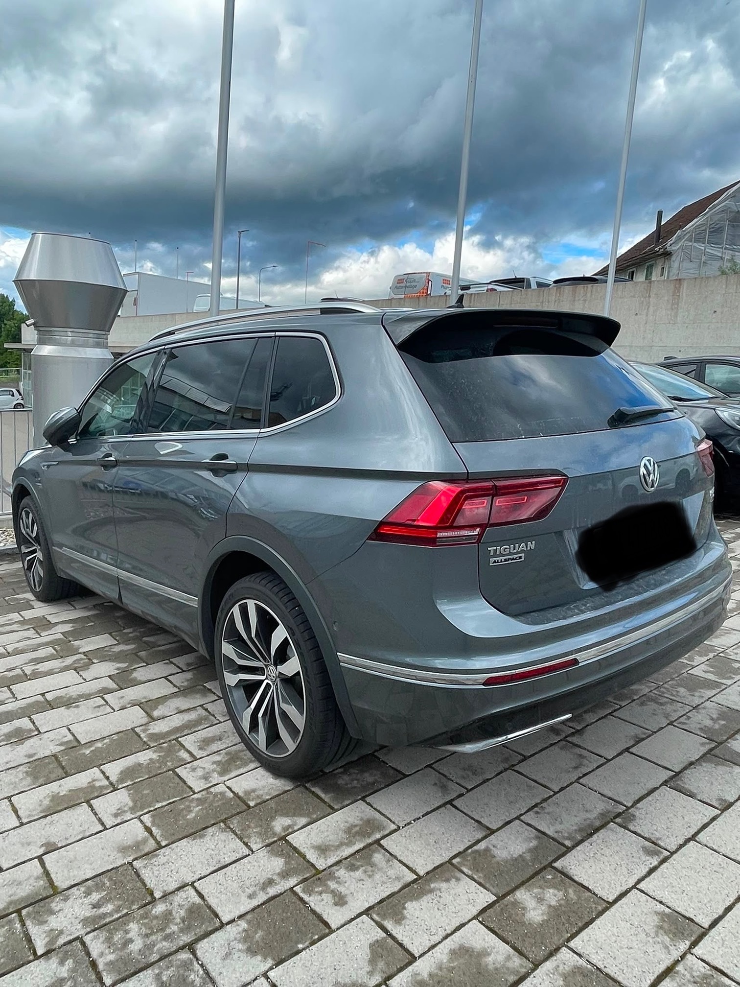 VW Tiguan A.2.0TDI4M — zdjęcie 3