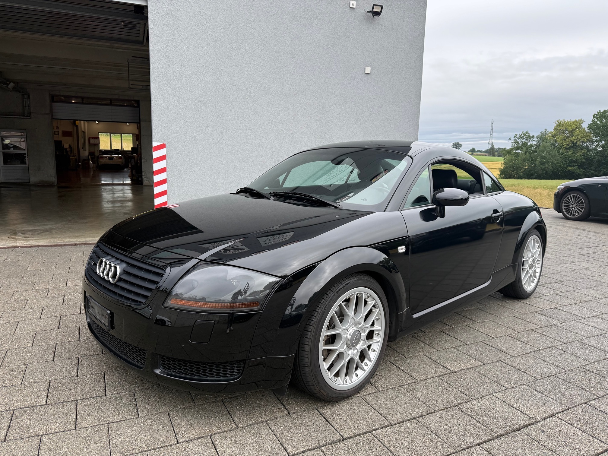 AUDI TT Coupé Quattro — zdjęcie 1