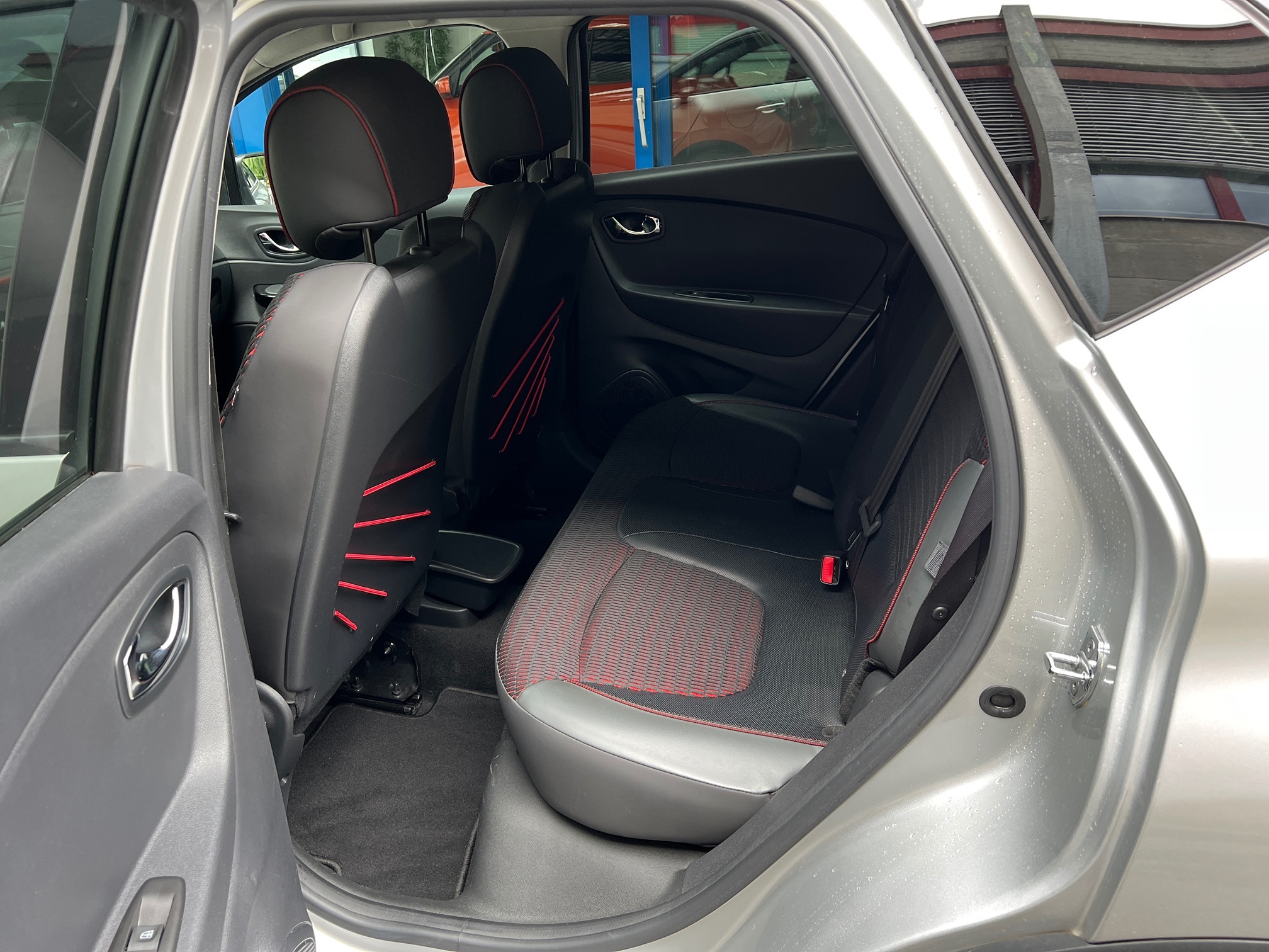 RENAULT Captur 120EDC — zdjęcie 13