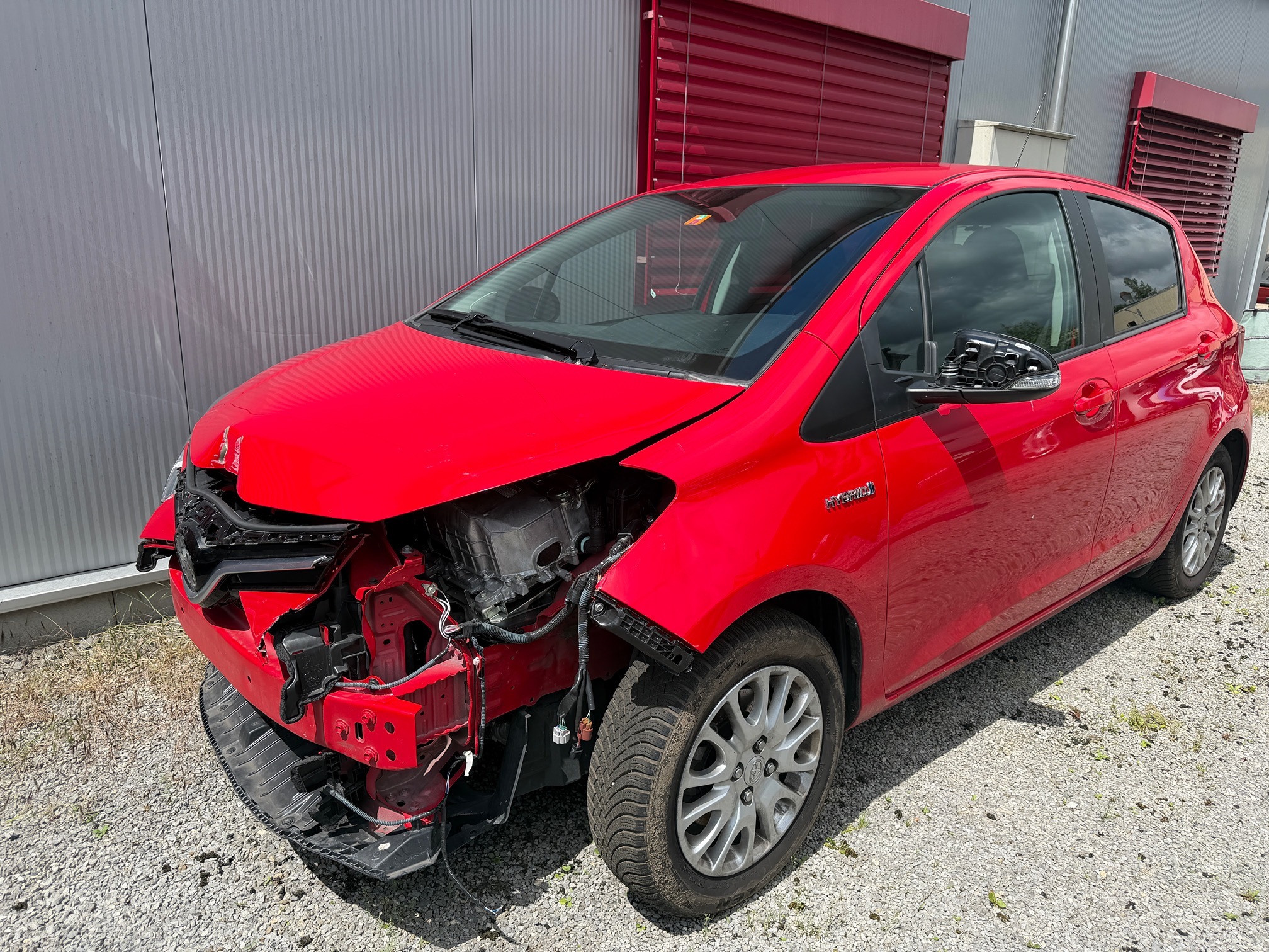 TOYOTA Yaris Hybrid — zdjęcie 3