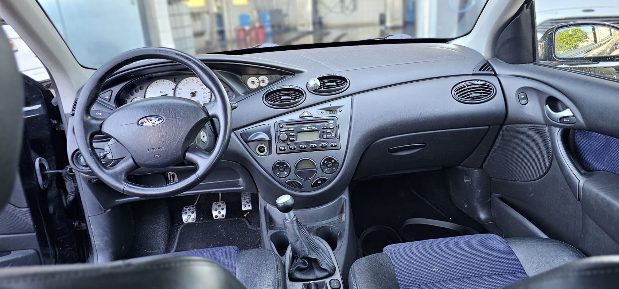 FORD Focus ST 170 — zdjęcie 7