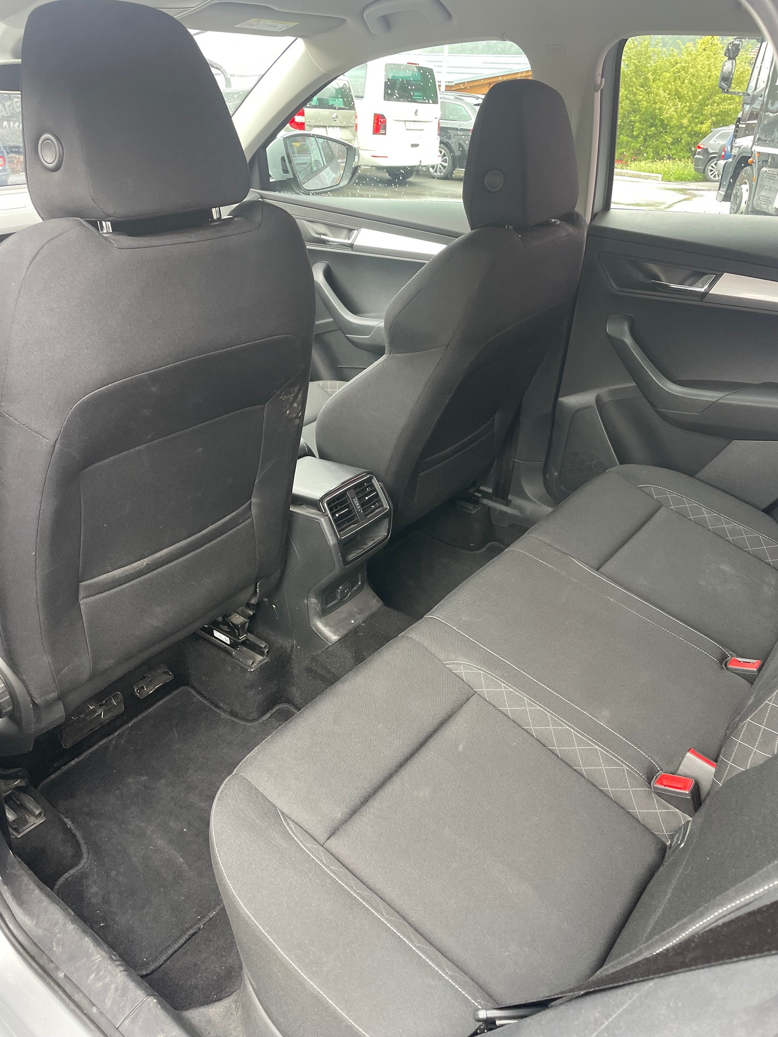 SKODA Karoq 2.0 TDI 4x4 — zdjęcie 7