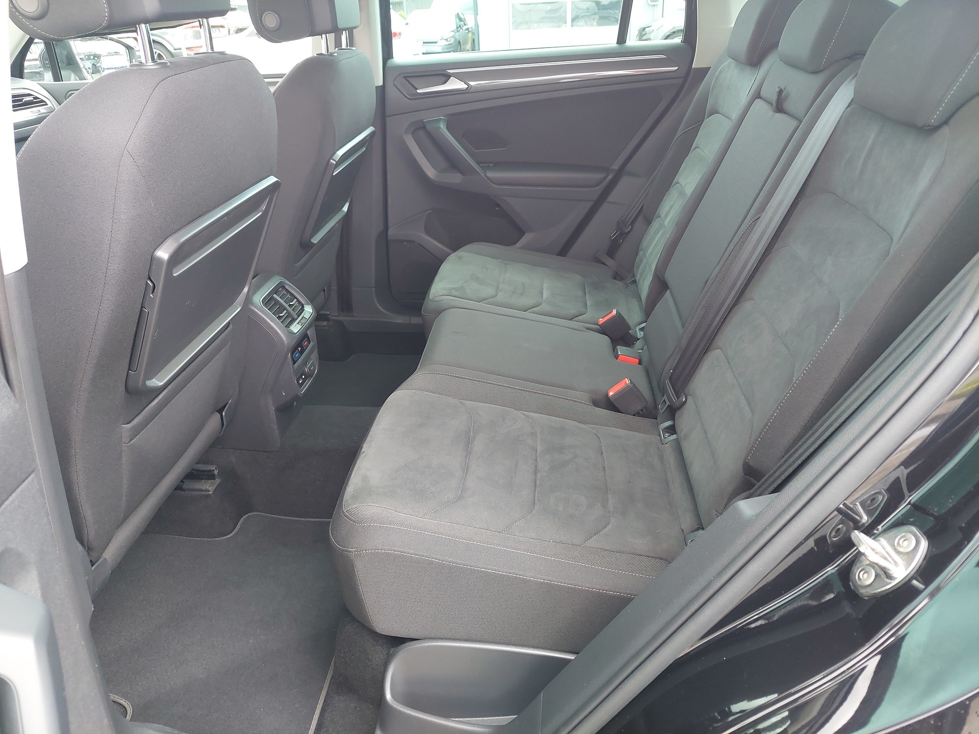 VW Tiguan 2.0 TDI 4M — zdjęcie 7