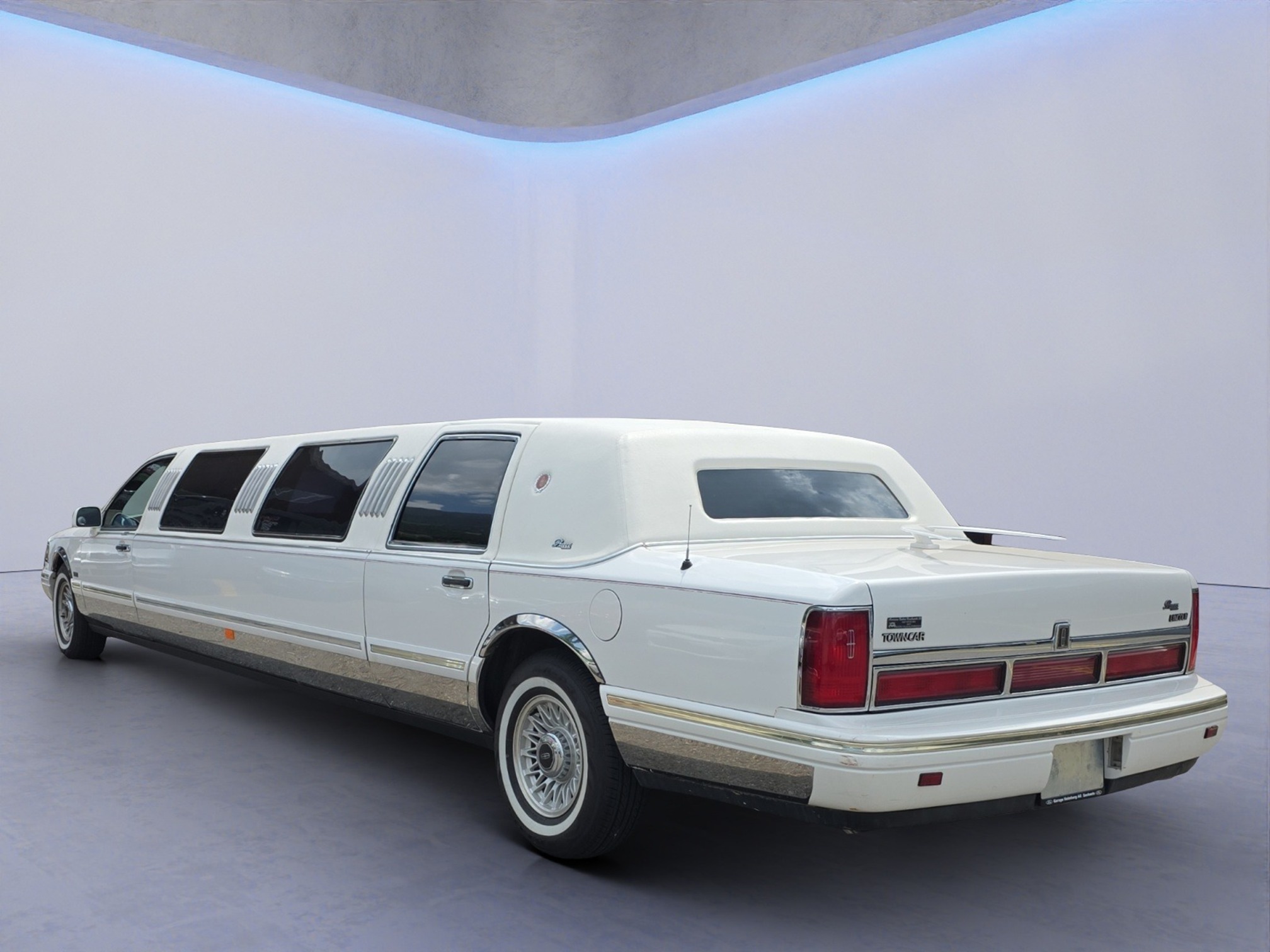 FORD Lincoln Town Car — zdjęcie 3