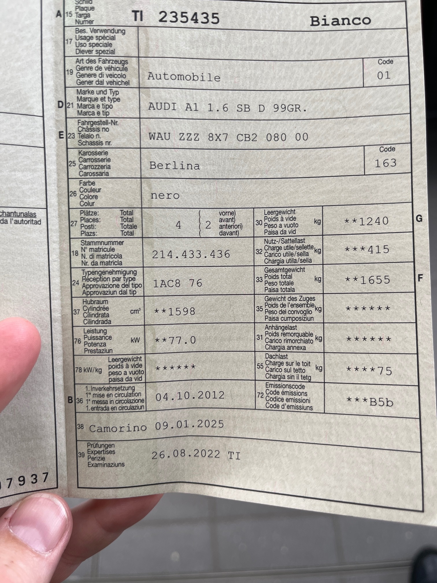 AUDI A1 1.6 SB D 99GR. — zdjęcie 11