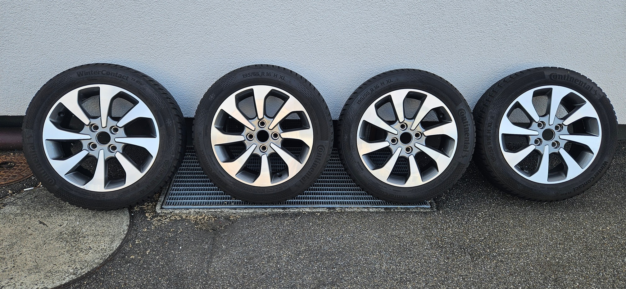 FORD Fiesta 1.0 SCTi — zdjęcie 13