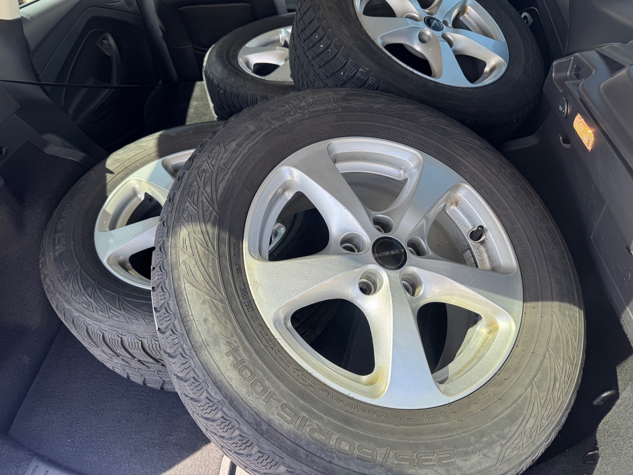 FORD Kuga 2.0 TDCi 4x4 — zdjęcie 8