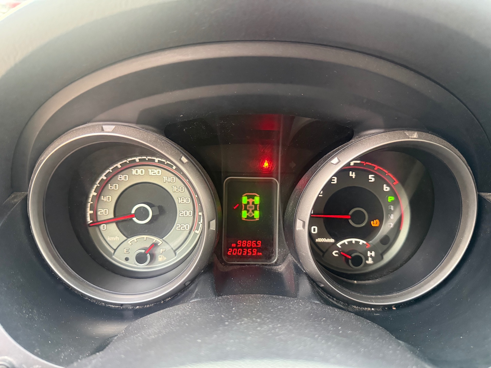 MITSUBISHI Pajero — zdjęcie 8