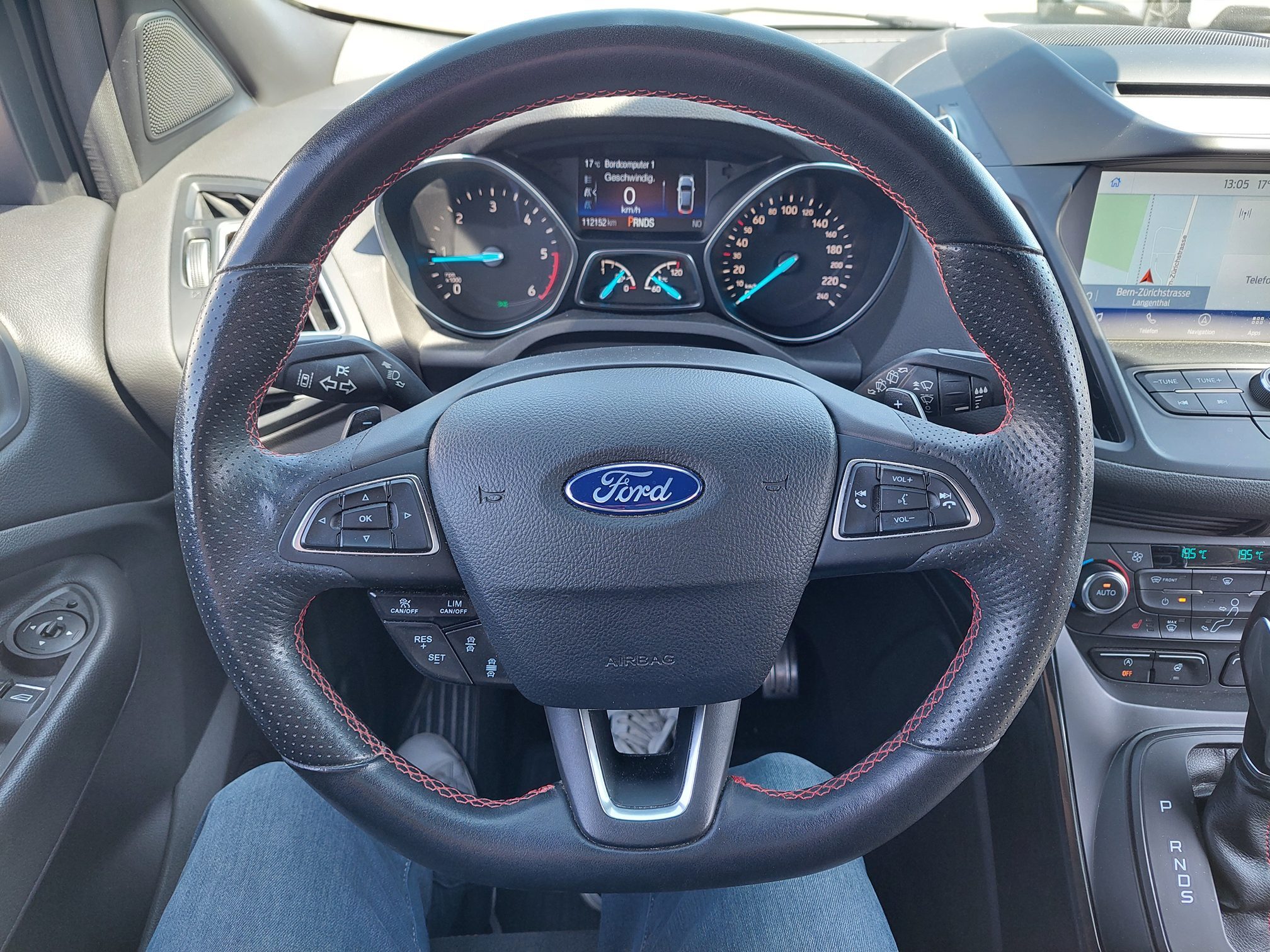 FORD Kuga 2.0 TDCi 4x4 — zdjęcie 13