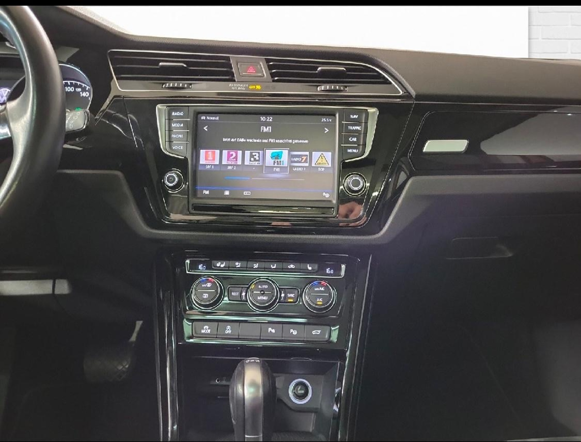 VW Touran 2.0 TDI 7-Plätzer — zdjęcie 9