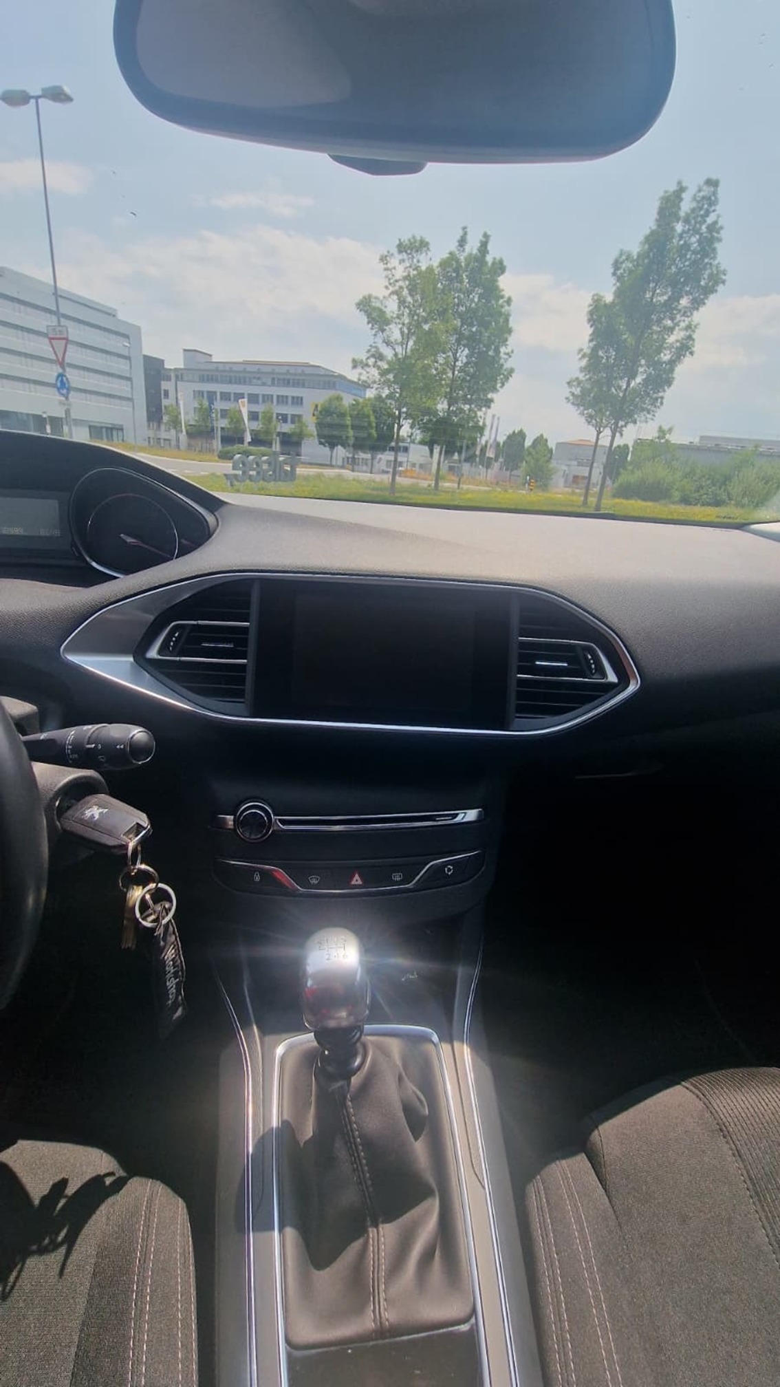 PEUGEOT 308 1.6HDi SST — zdjęcie 9