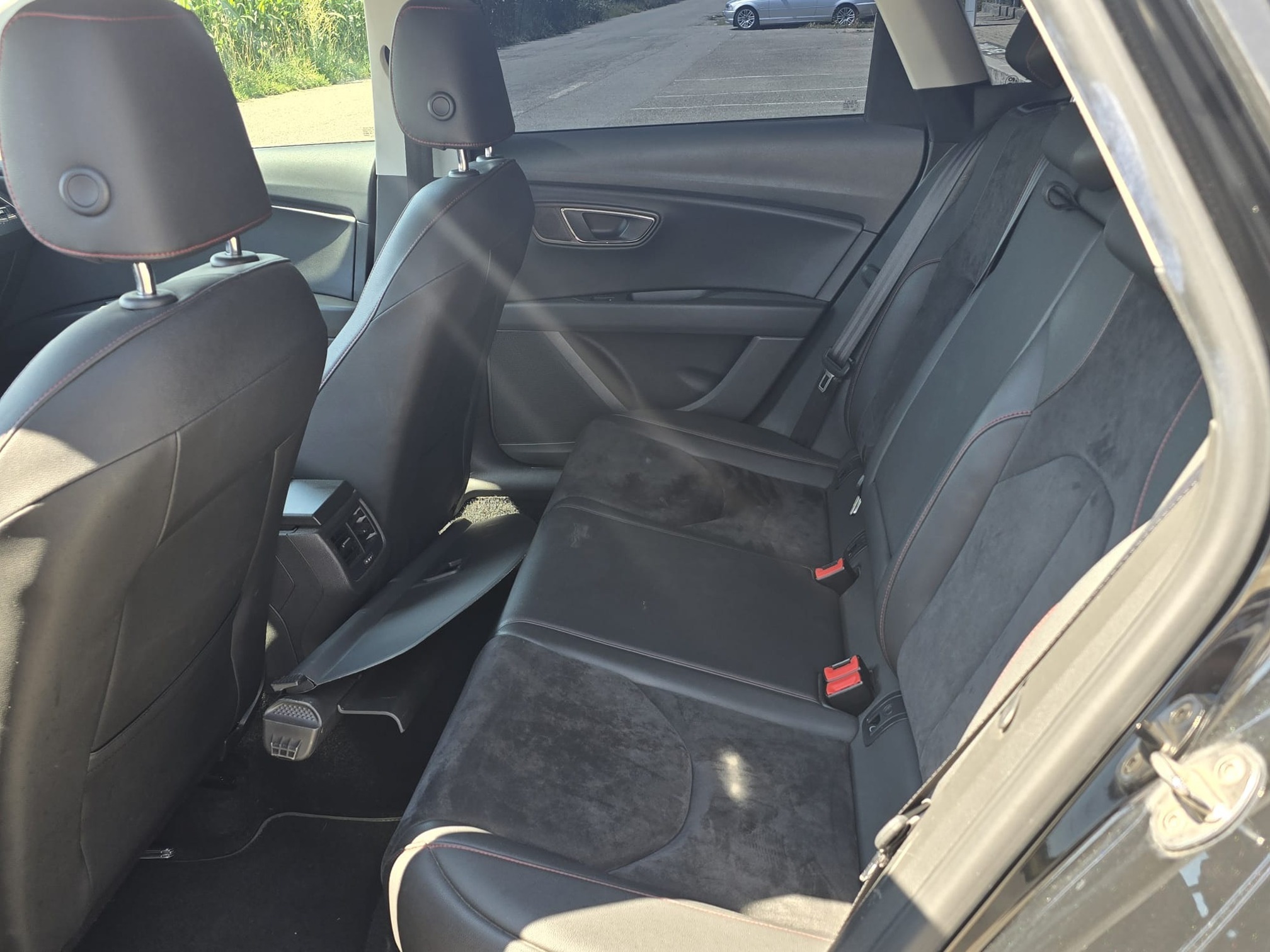 SEAT Leon 1.4 TSI ST — zdjęcie 13