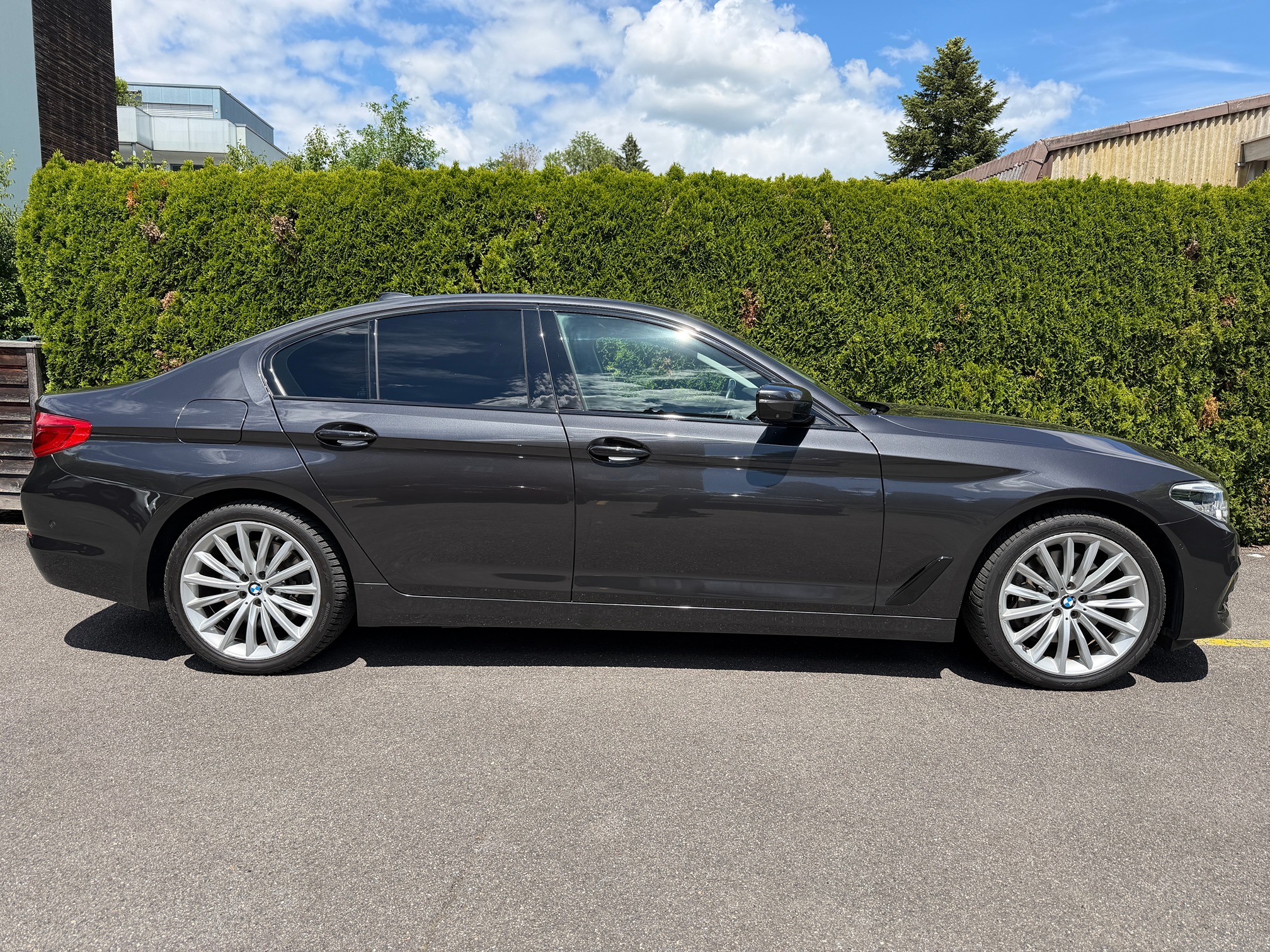BMW 530d xDrive — zdjęcie 2