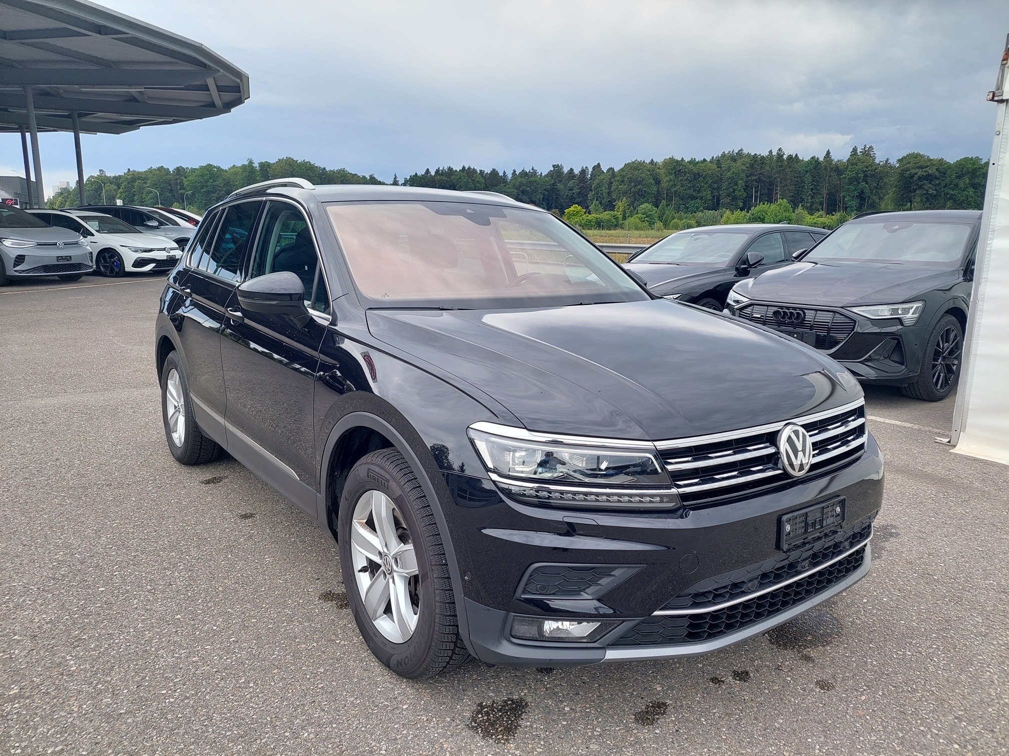 VW Tiguan 2.0 TDI 4M — zdjęcie 2