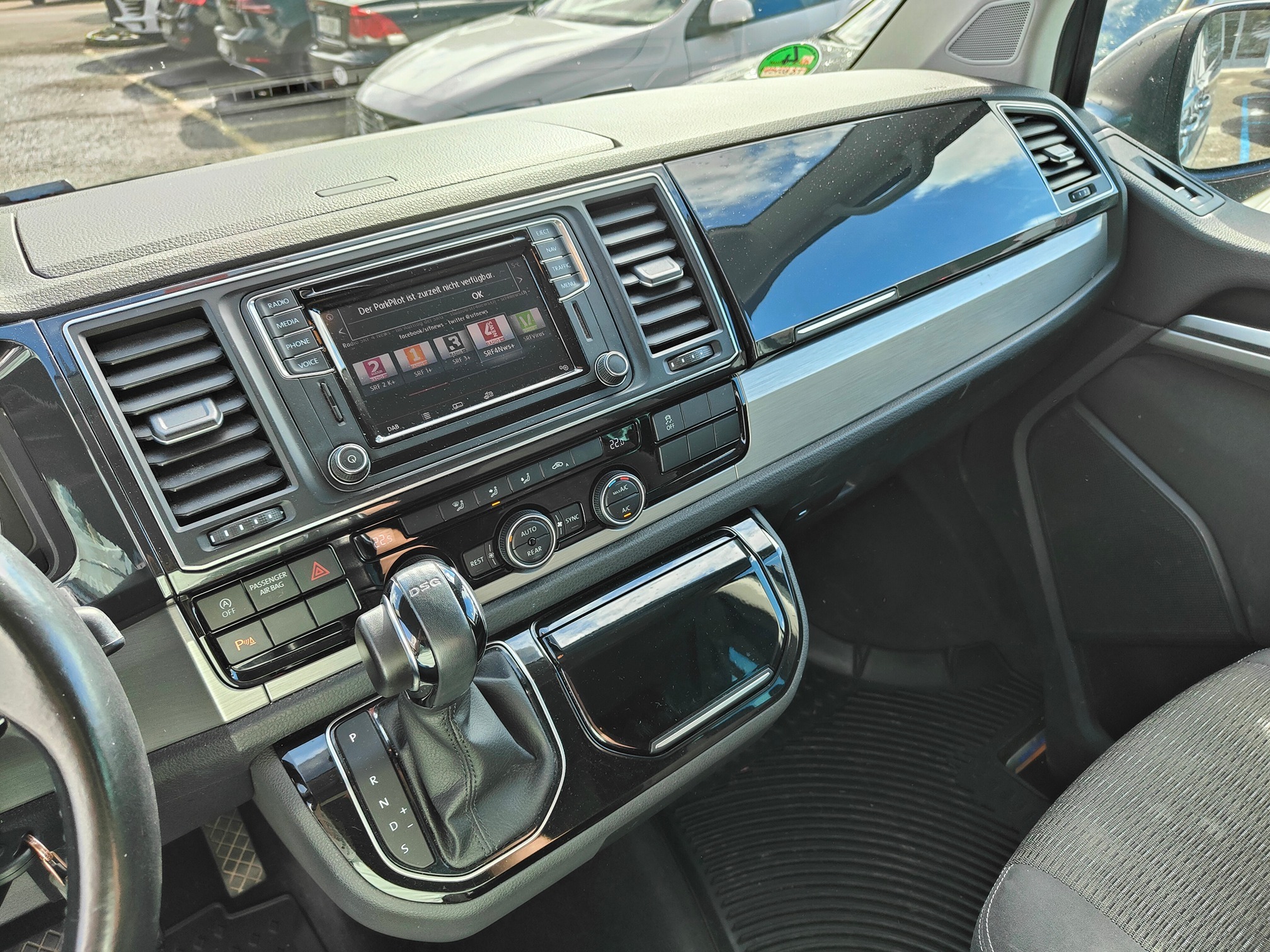 VW T6 Multivan TDI4M — zdjęcie 11