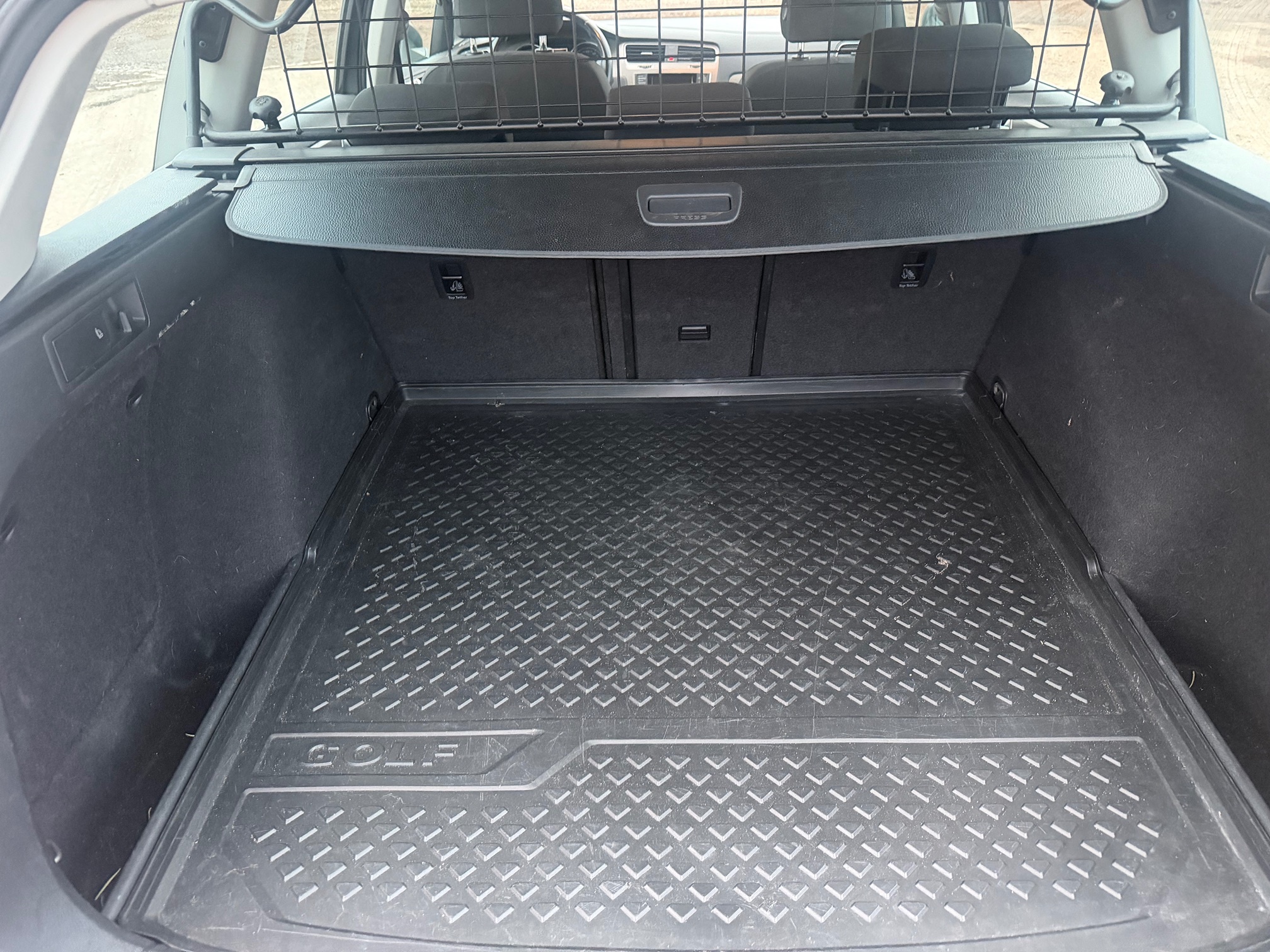 VW Golf Var. 1.6TDI — zdjęcie 9