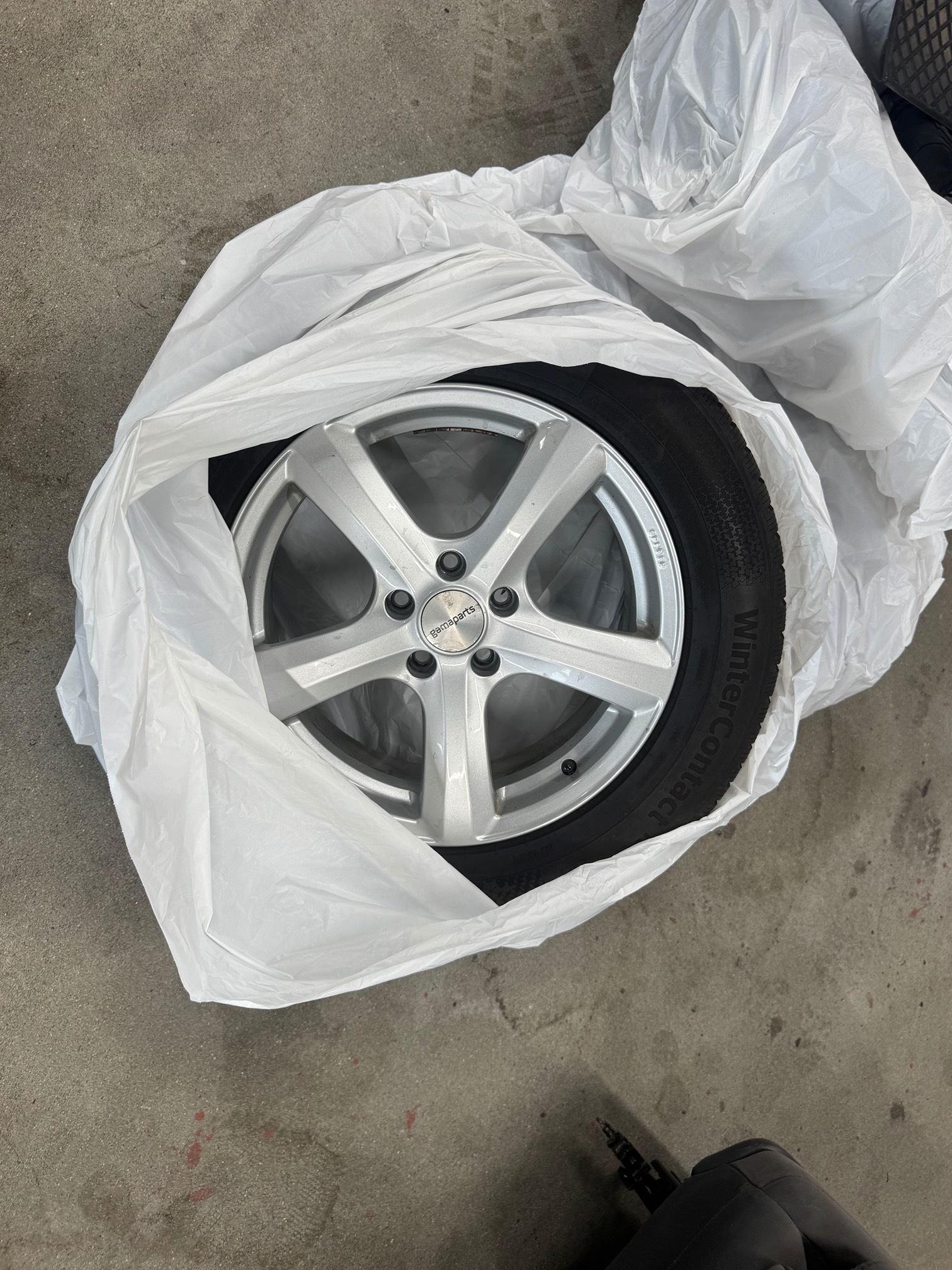 VW Tiguan 2.0 TSI 4M — zdjęcie 14