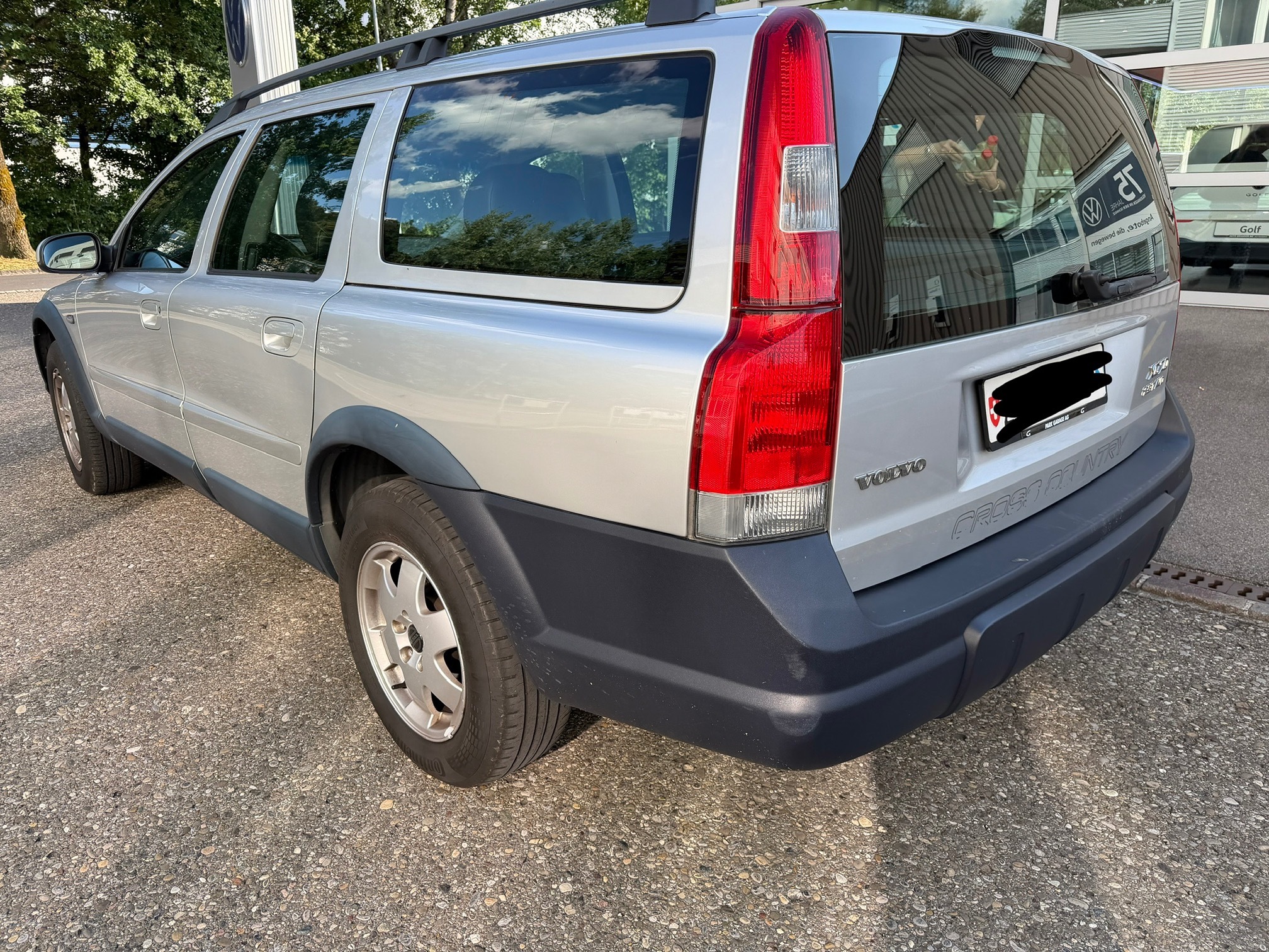 VOLVO XC70 2.5T AWD — zdjęcie 4
