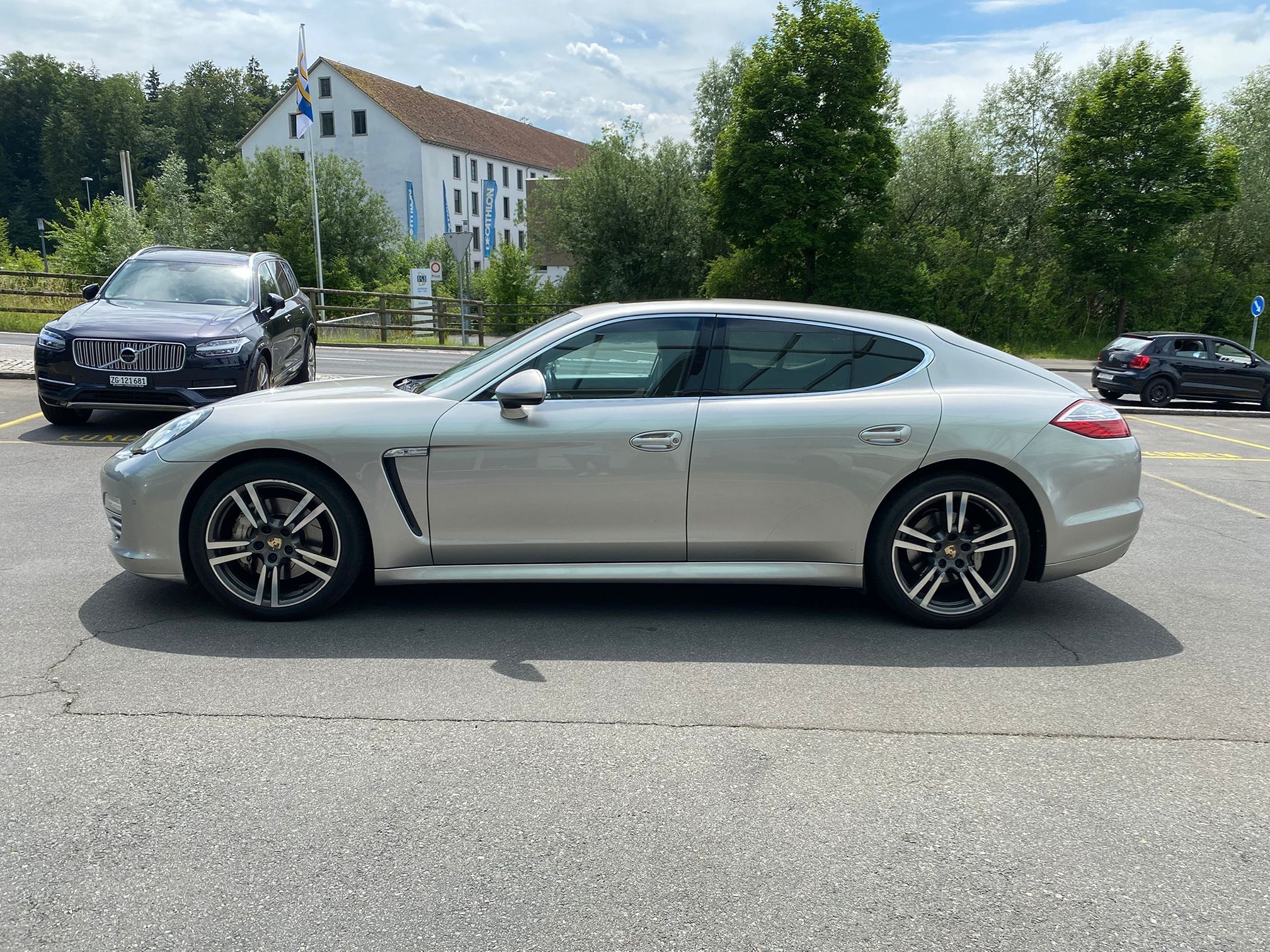 PORSCHE Panamera 4 S — zdjęcie 2
