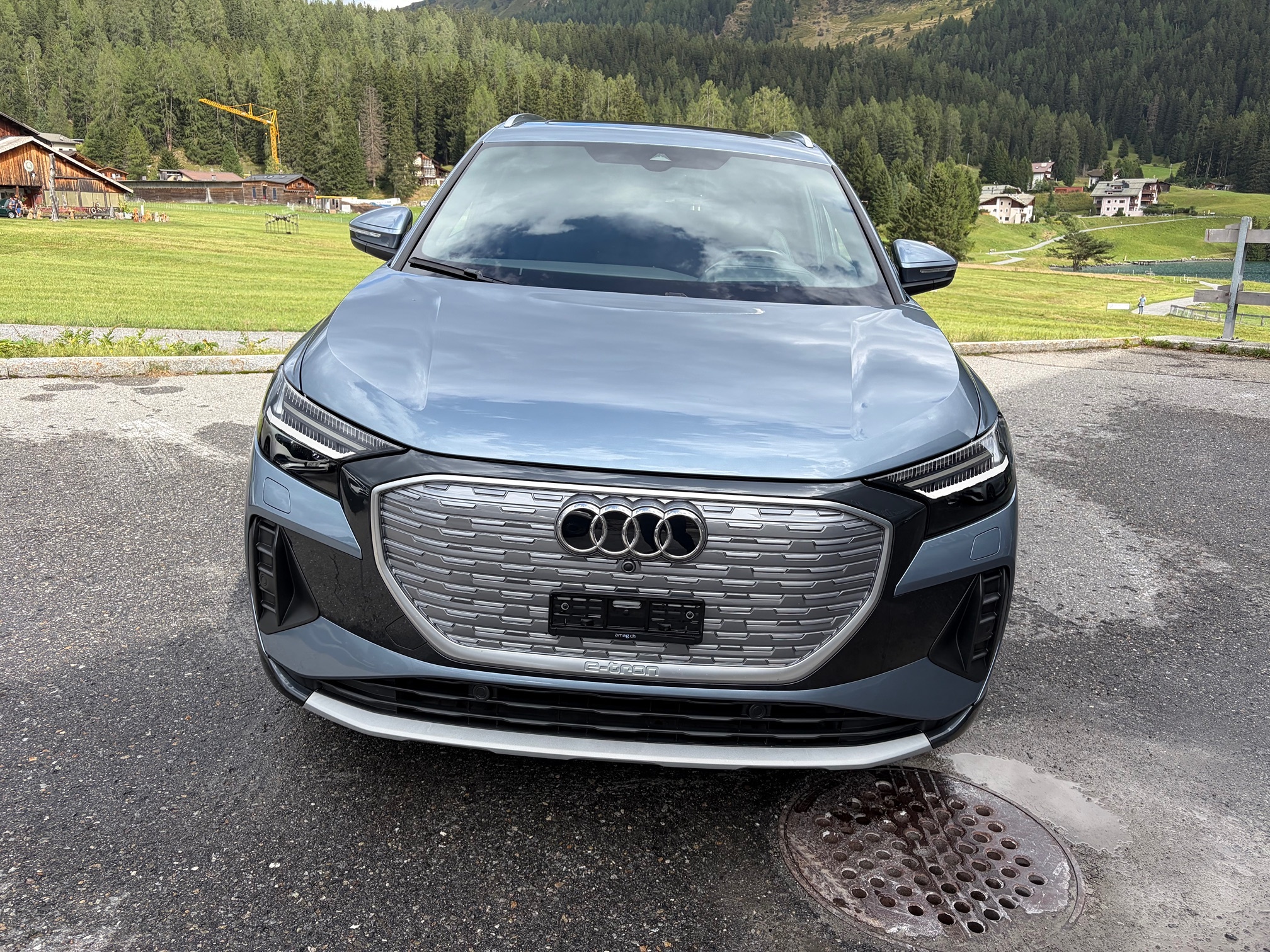 AUDI Q4 50 e-tron qu — zdjęcie 3