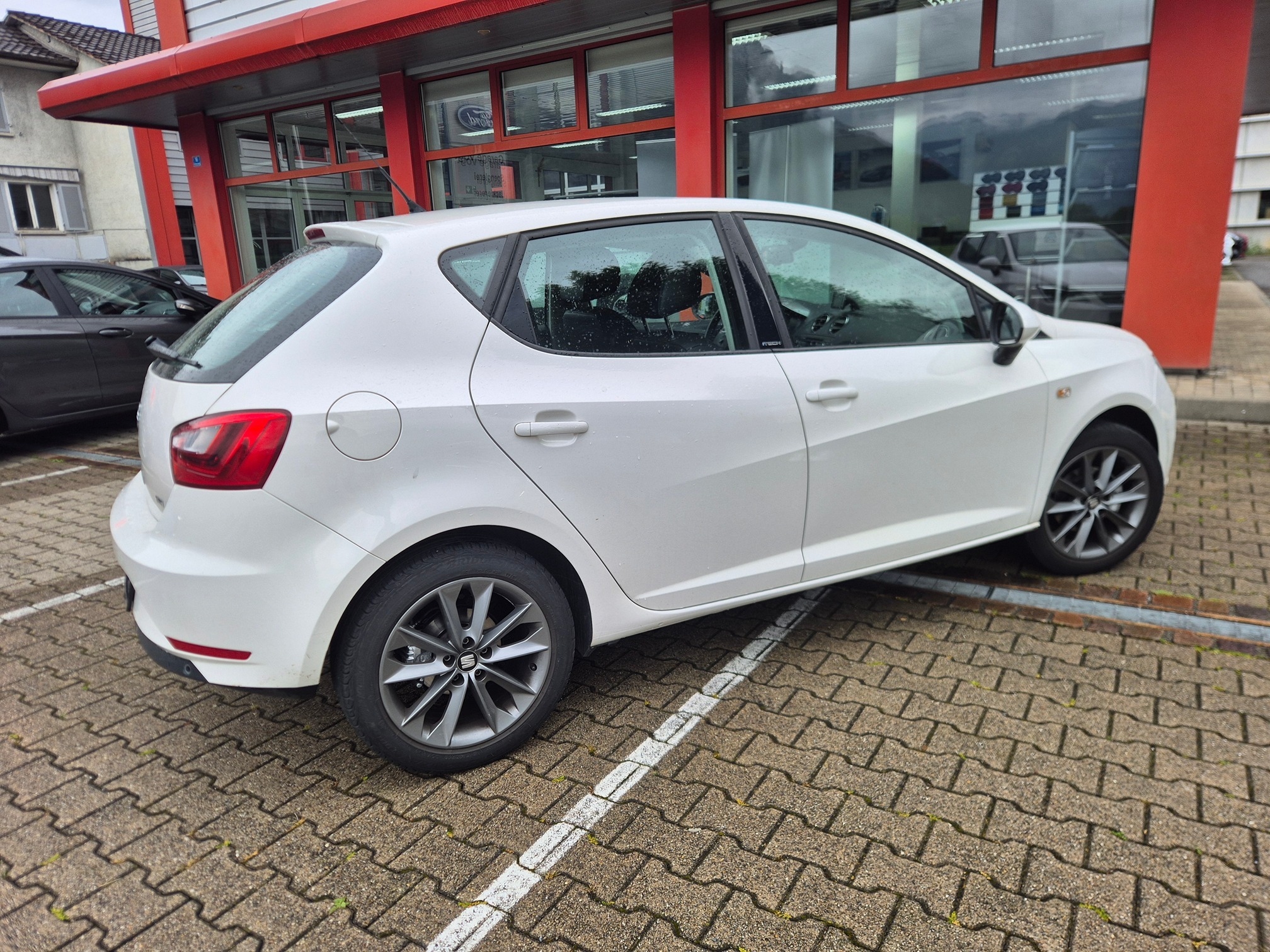 SEAT Ibiza 1.2 TSI ECO ab MFK 6.26 — zdjęcie 8