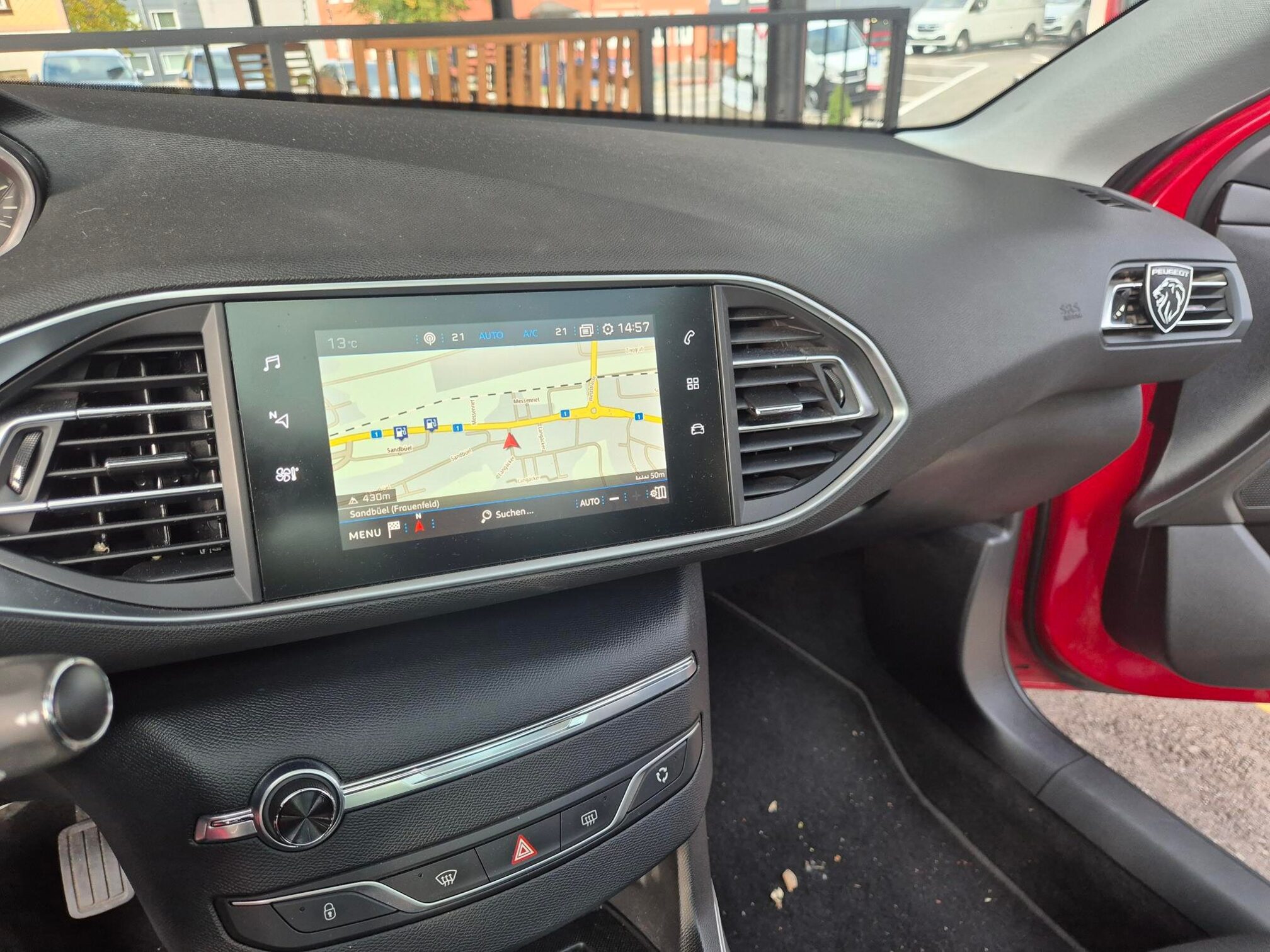PEUGEOT 308 1.2i STT Automat — zdjęcie 10