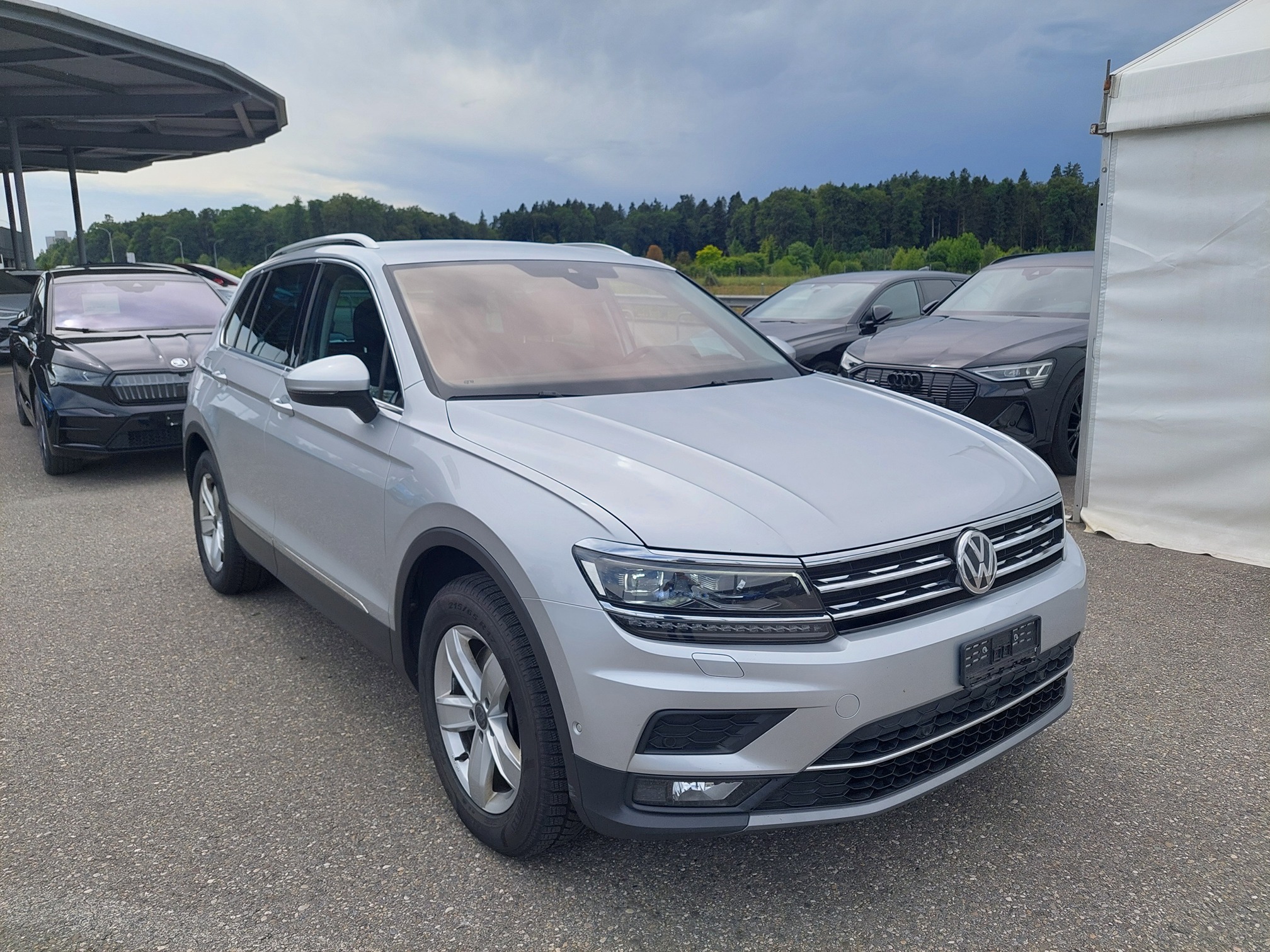 VW Tiguan 2.0 TDI 4M — zdjęcie 2