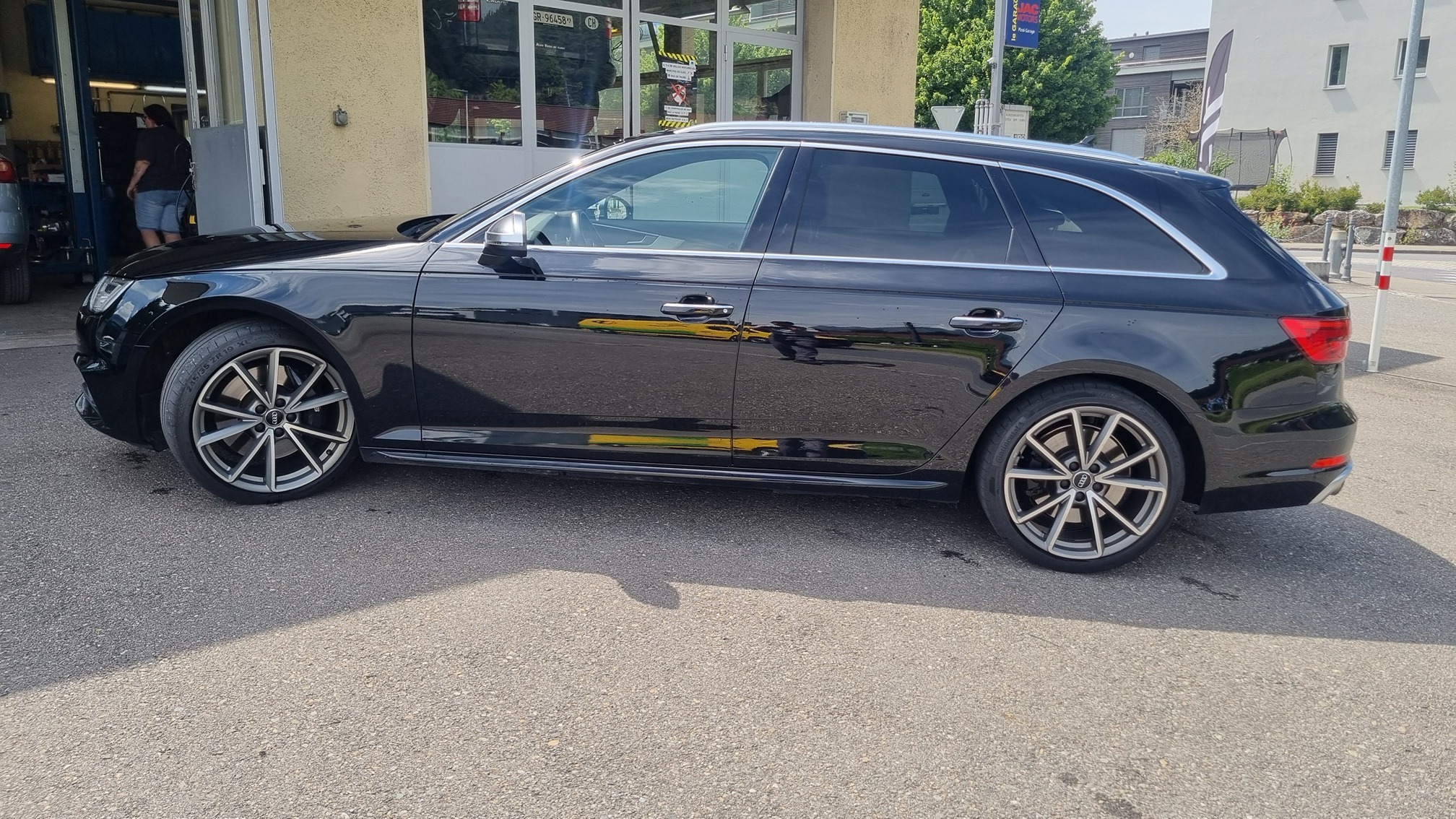 AUDI S4 Av.qu. 3.0TFSI — zdjęcie 3