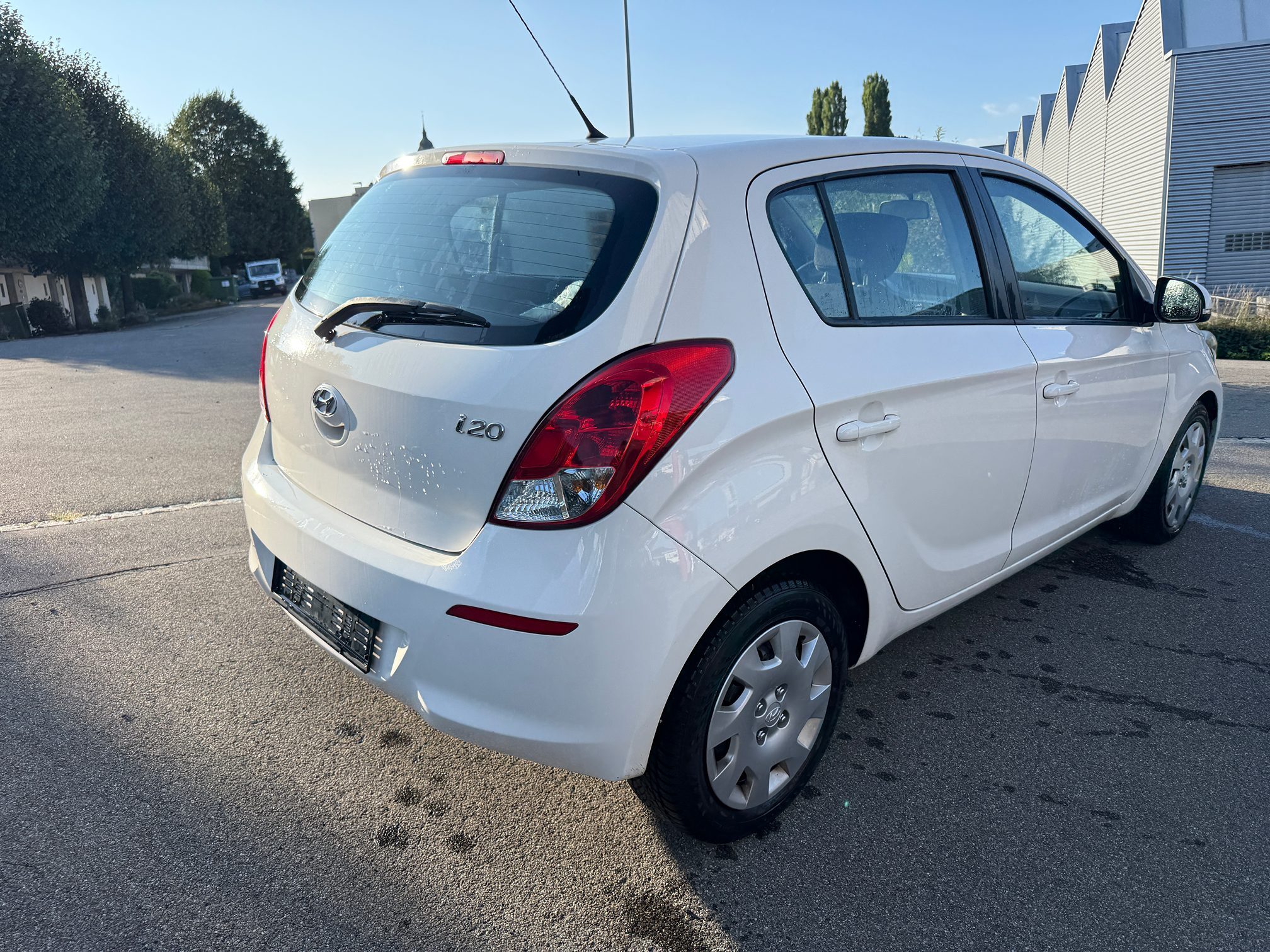 HYUNDAI I20 — zdjęcie 7