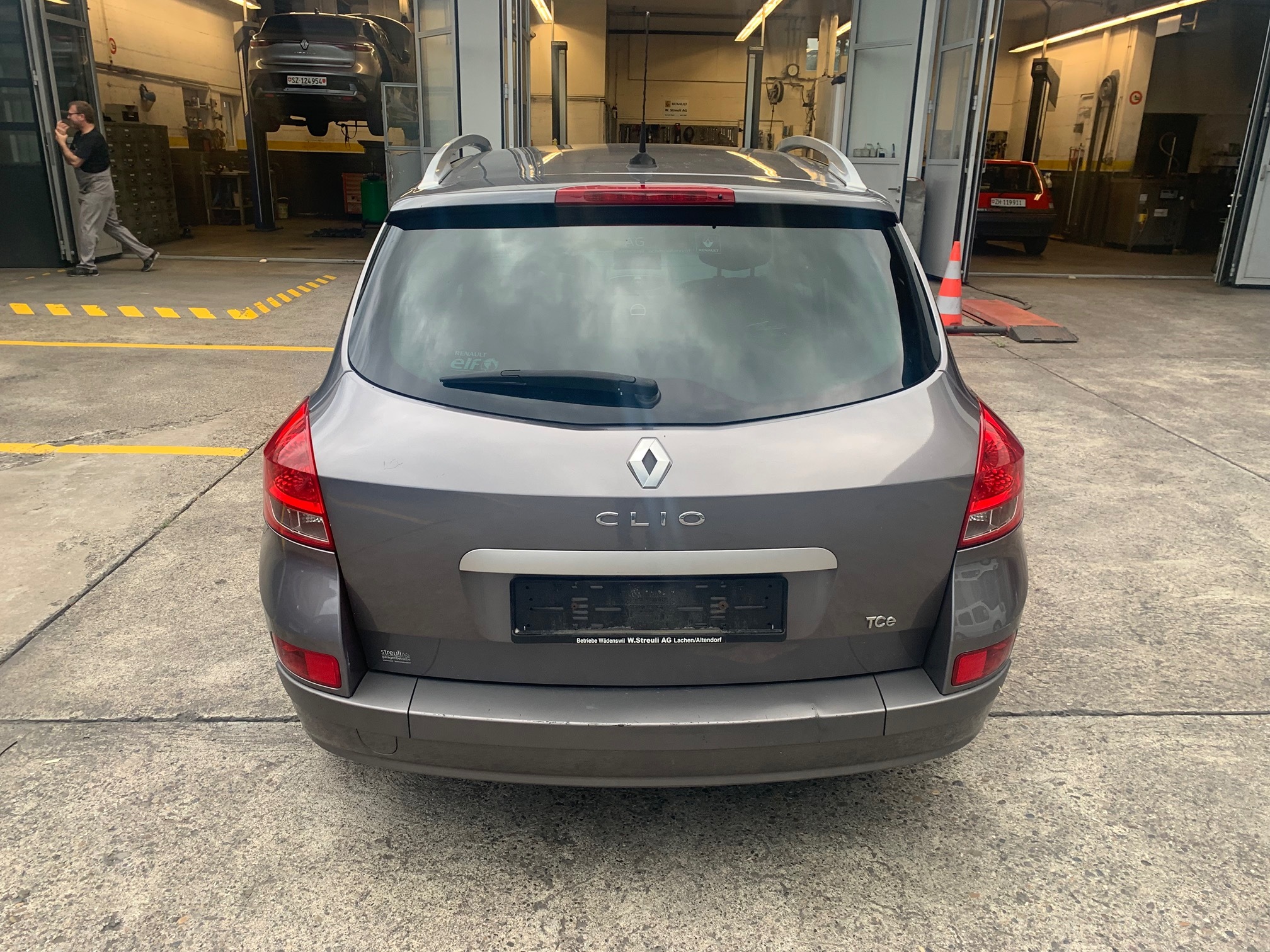 RENAULT Clio 1.2 100 — zdjęcie 4