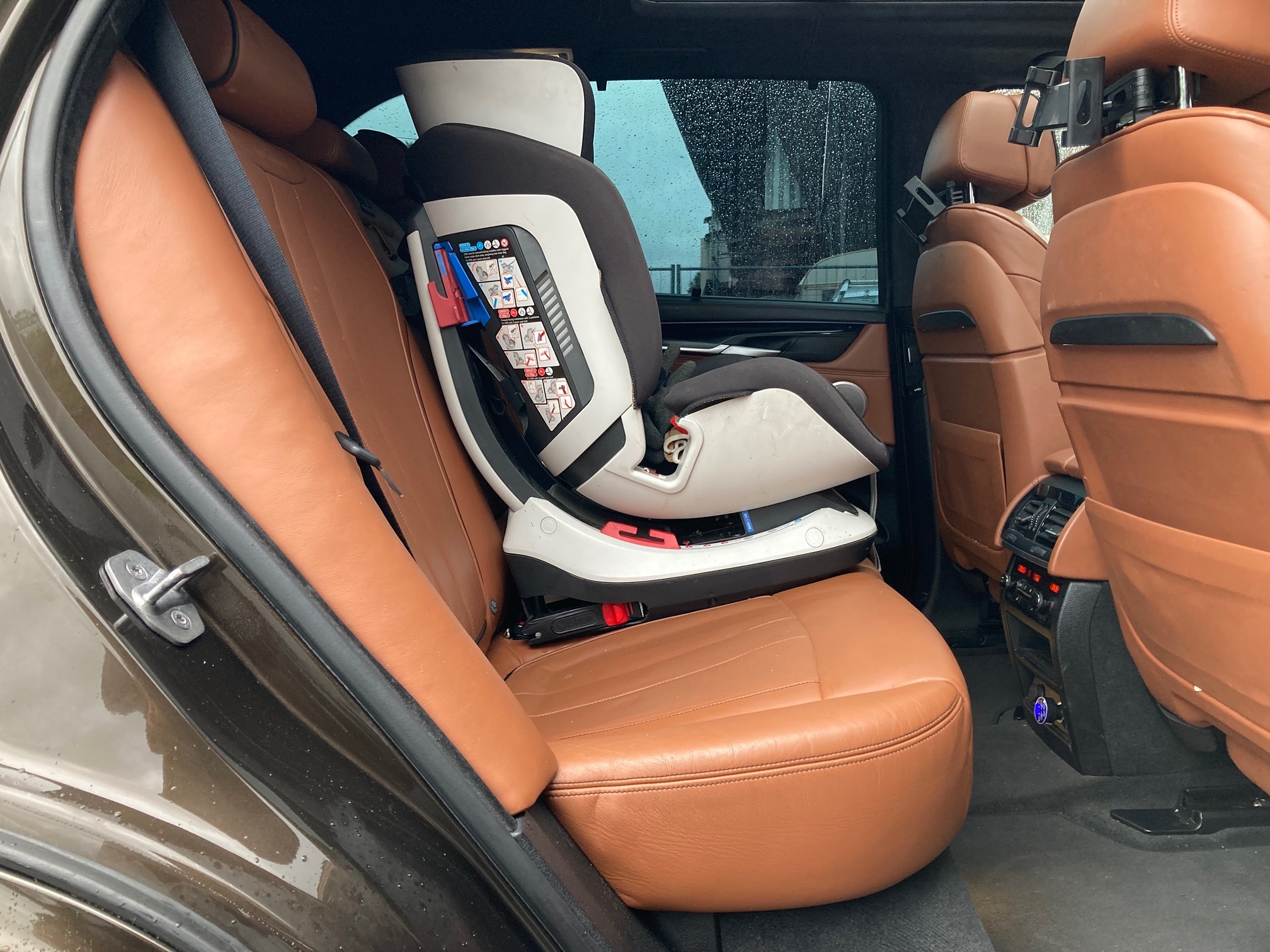BMW X5 xDrive40e — zdjęcie 15