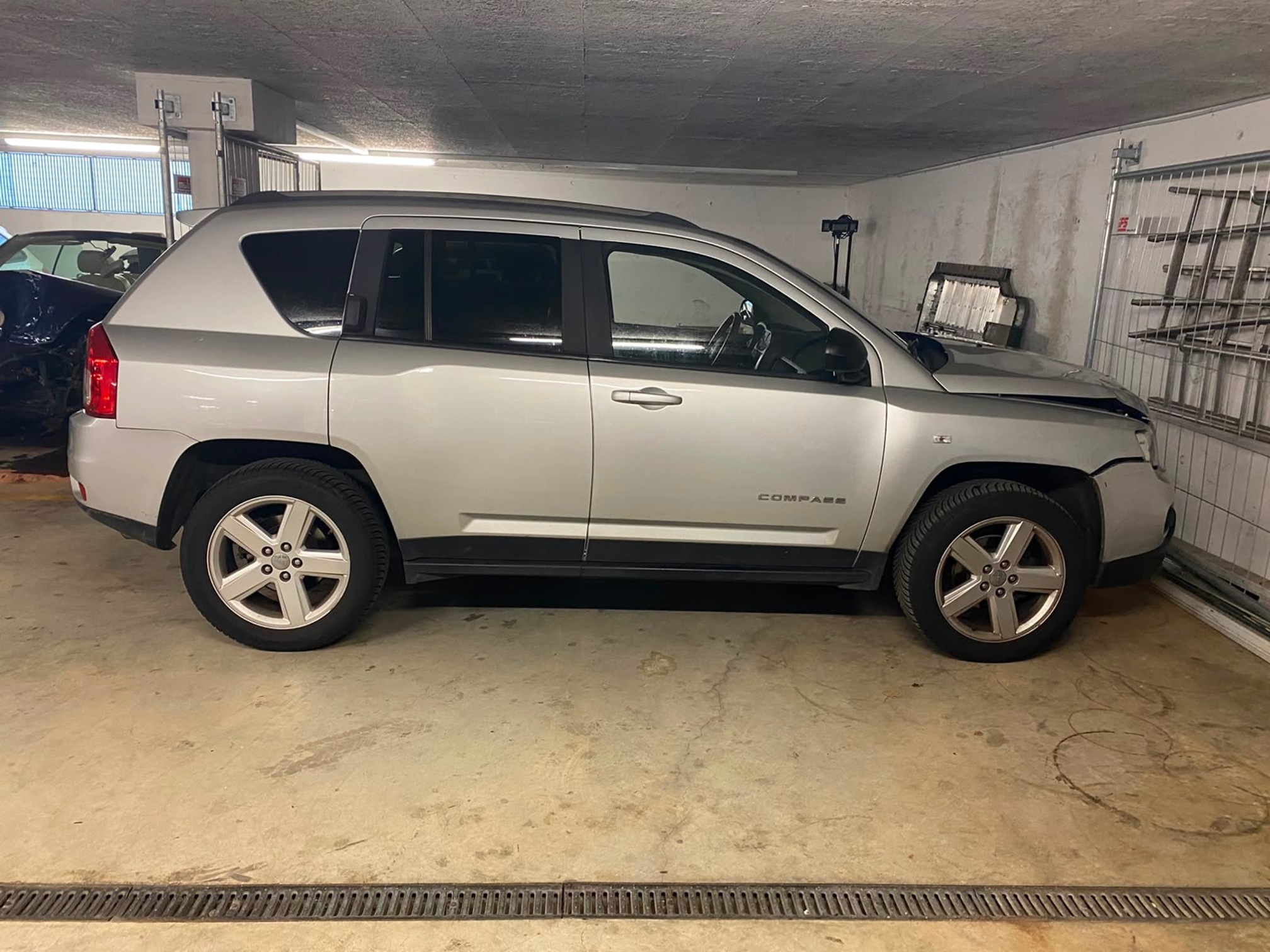 JEEP Compass 2.4 — zdjęcie 4