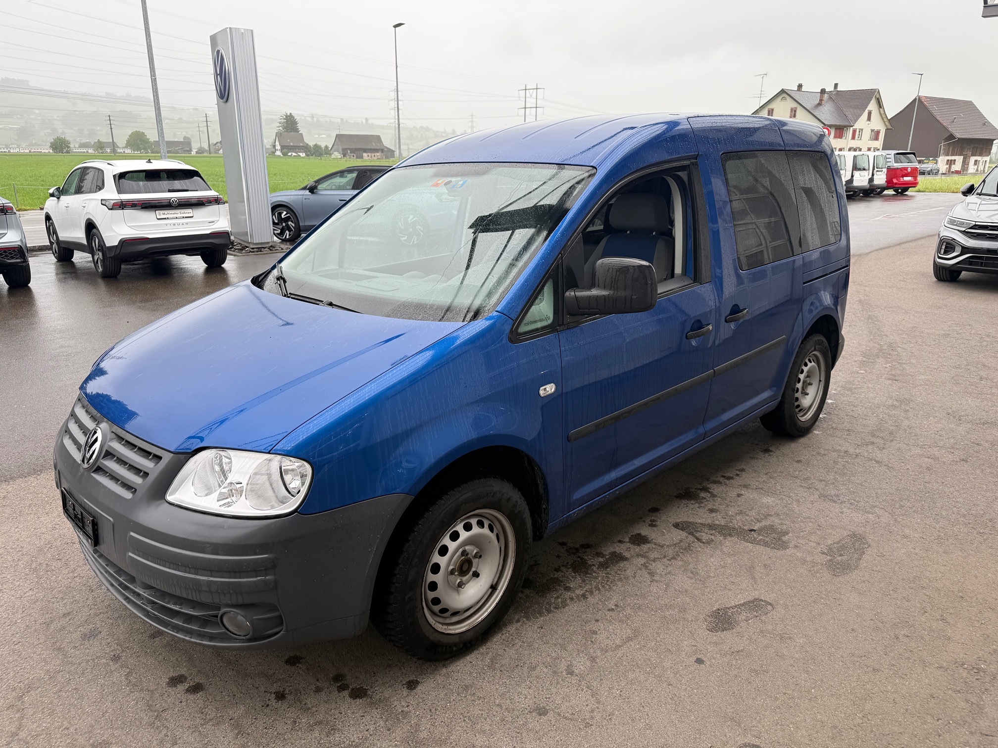 VW Caddy — zdjęcie 2