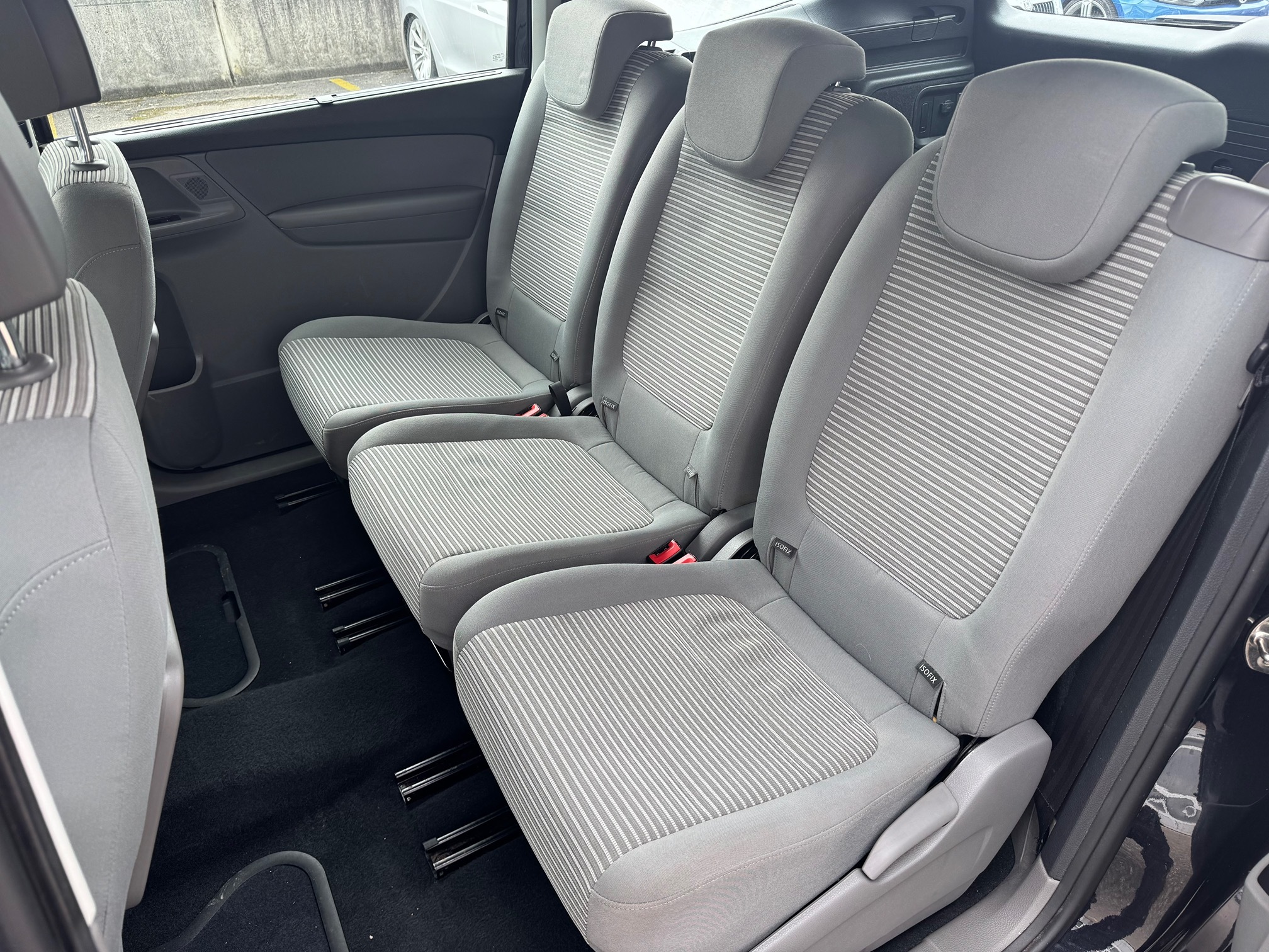 SEAT Alhambra 2.0 TDI — zdjęcie 15