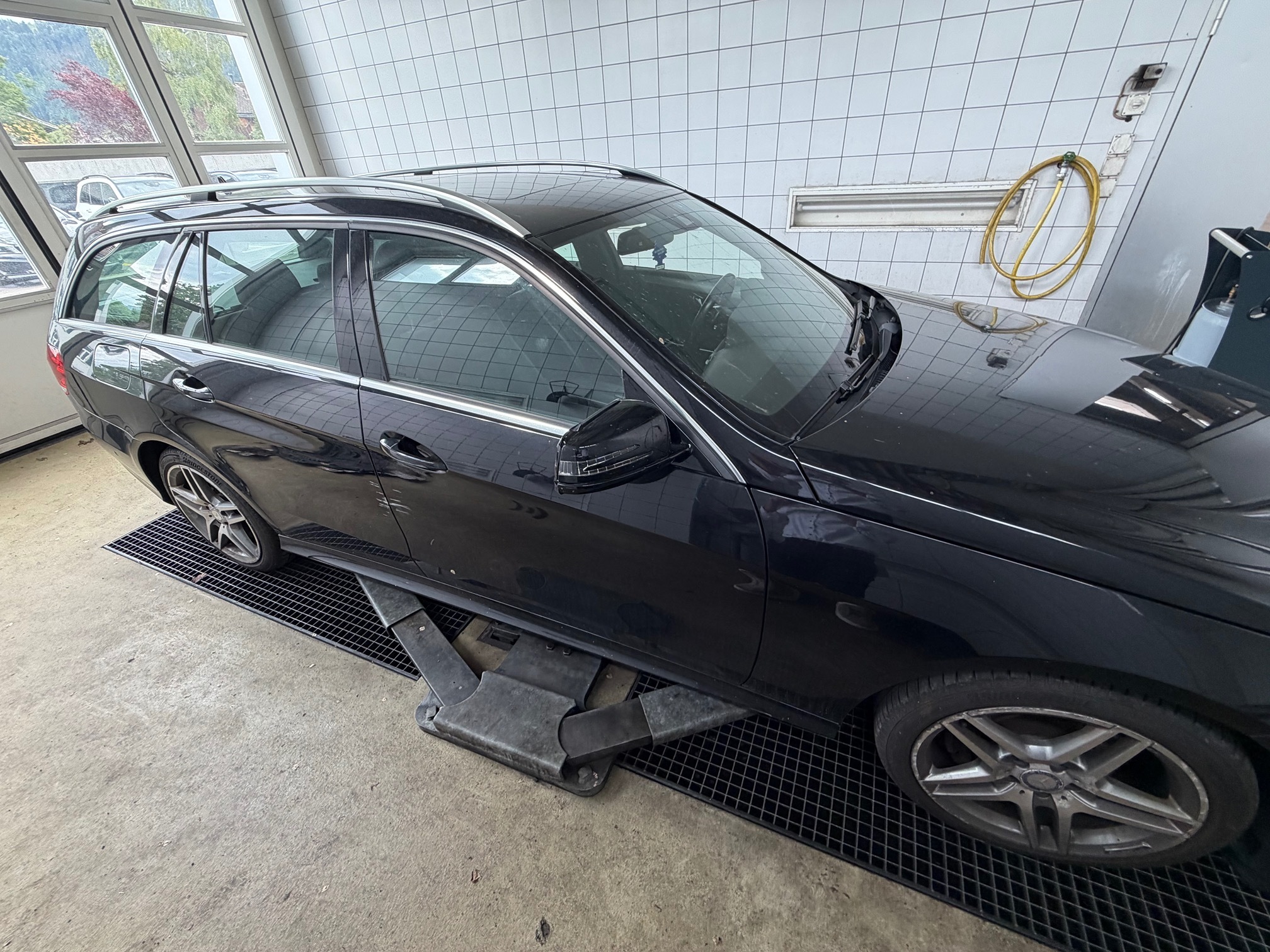 MERCEDES-BENZ E250CDI T 4m — zdjęcie 6