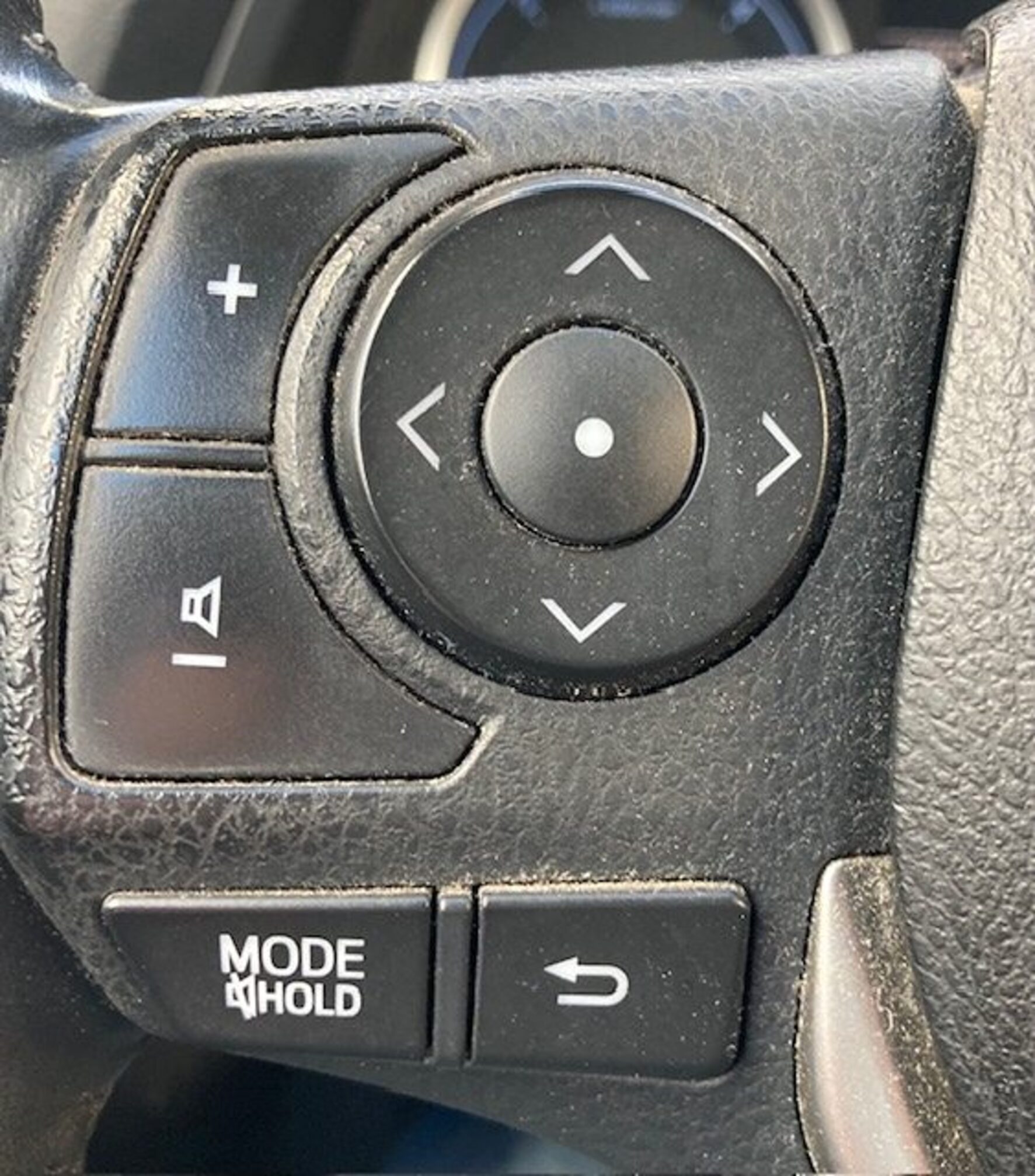 TOYOTA Auris 2.0 DPF — zdjęcie 8