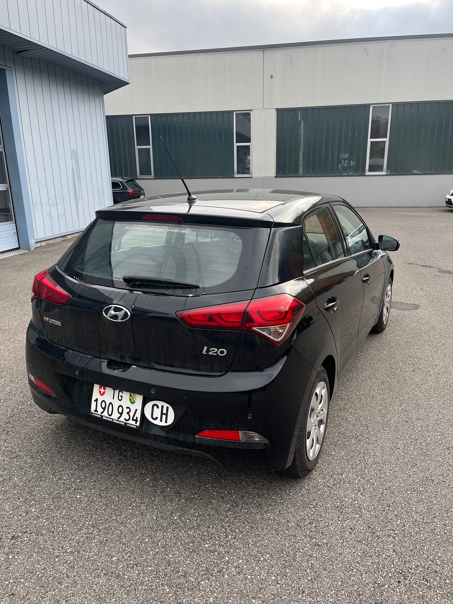 HYUNDAI i20 1.2 — zdjęcie 9