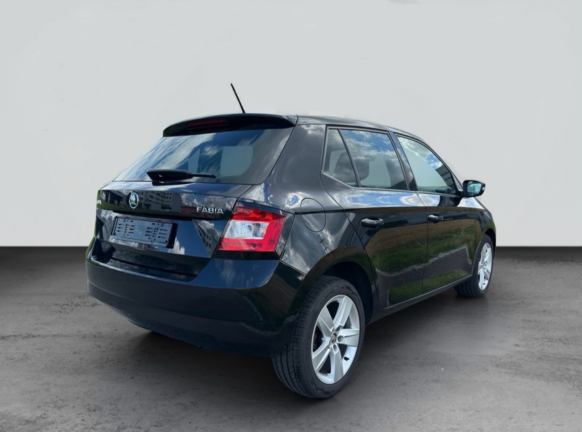 SKODA Fabia 1.2TSI — zdjęcie 2