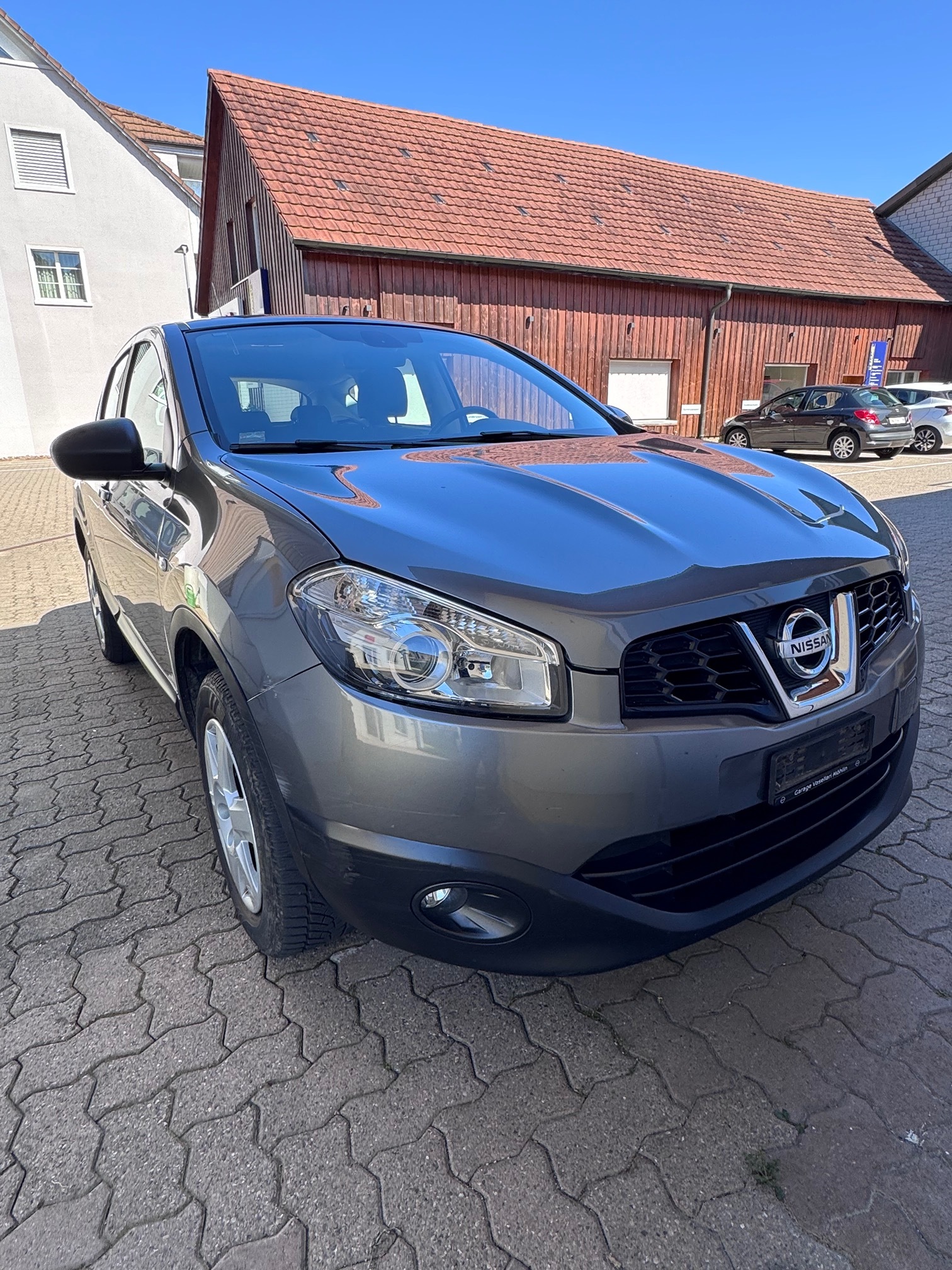 NISSAN Qashqai 1.6 — zdjęcie 4