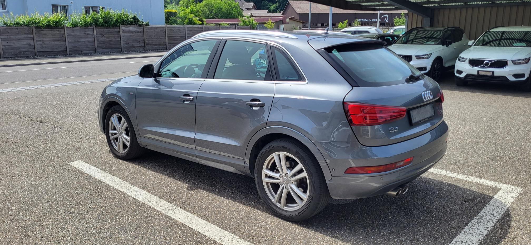 AUDI Q3 2.0TDI quattro — zdjęcie 3