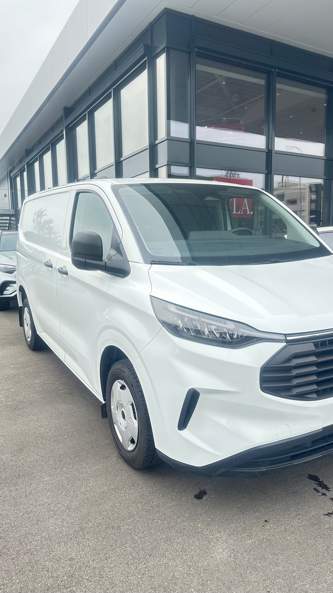 FORD Transit Custom — zdjęcie 8