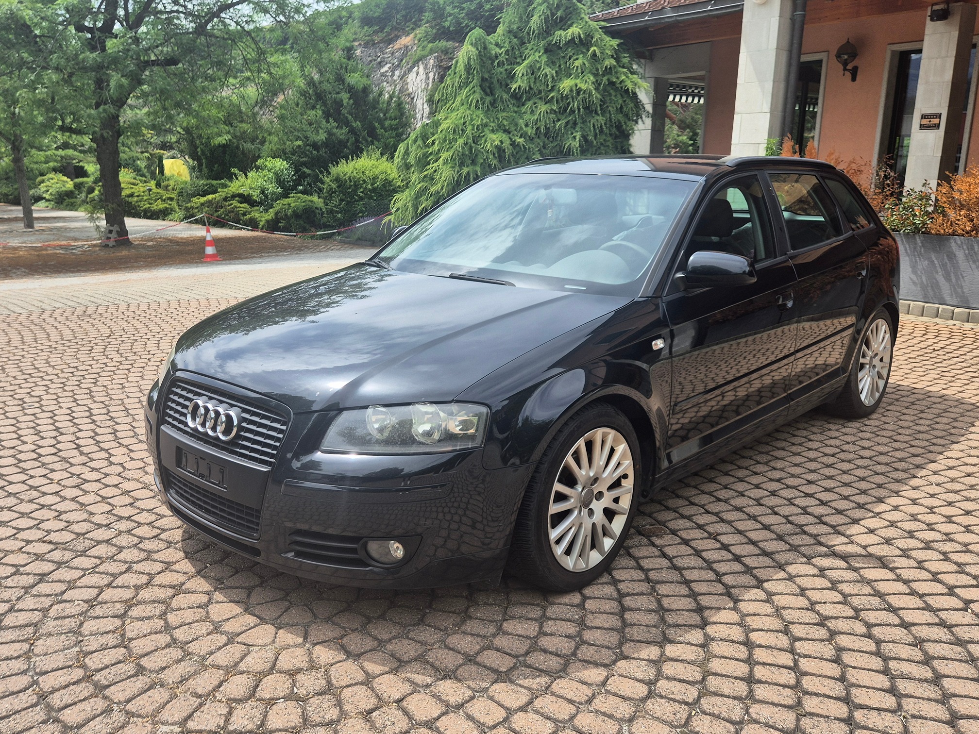 AUDI A3 1.8 TFSI — zdjęcie 1
