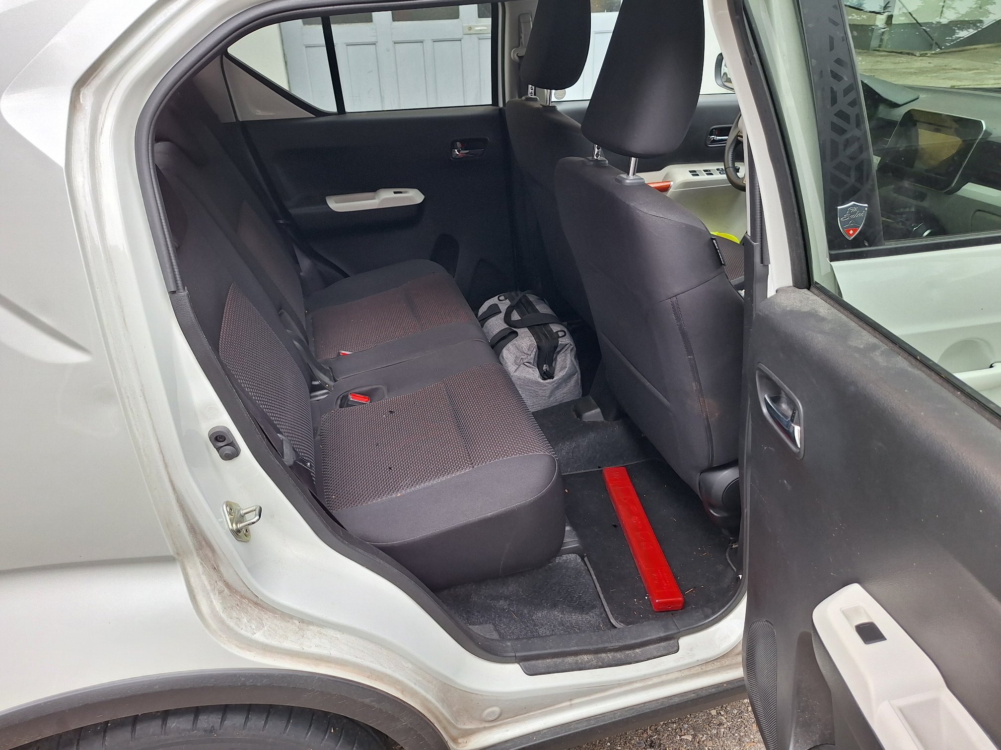 SUZUKI IGNIS 1.2 Hybrid — zdjęcie 15