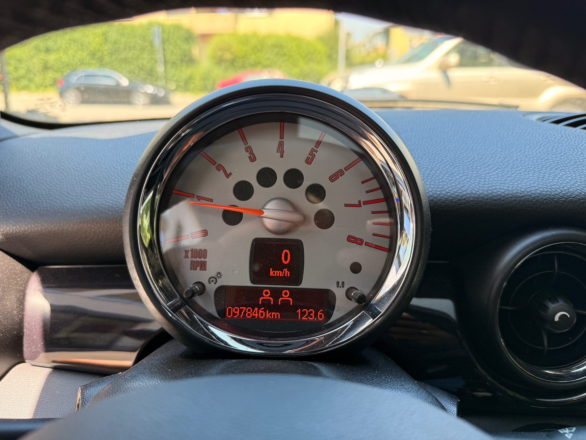 MINI Cooper S — zdjęcie 13