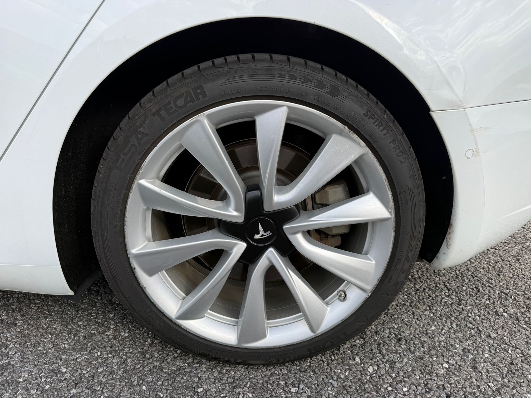TESLA Model 3 SR P — zdjęcie 15