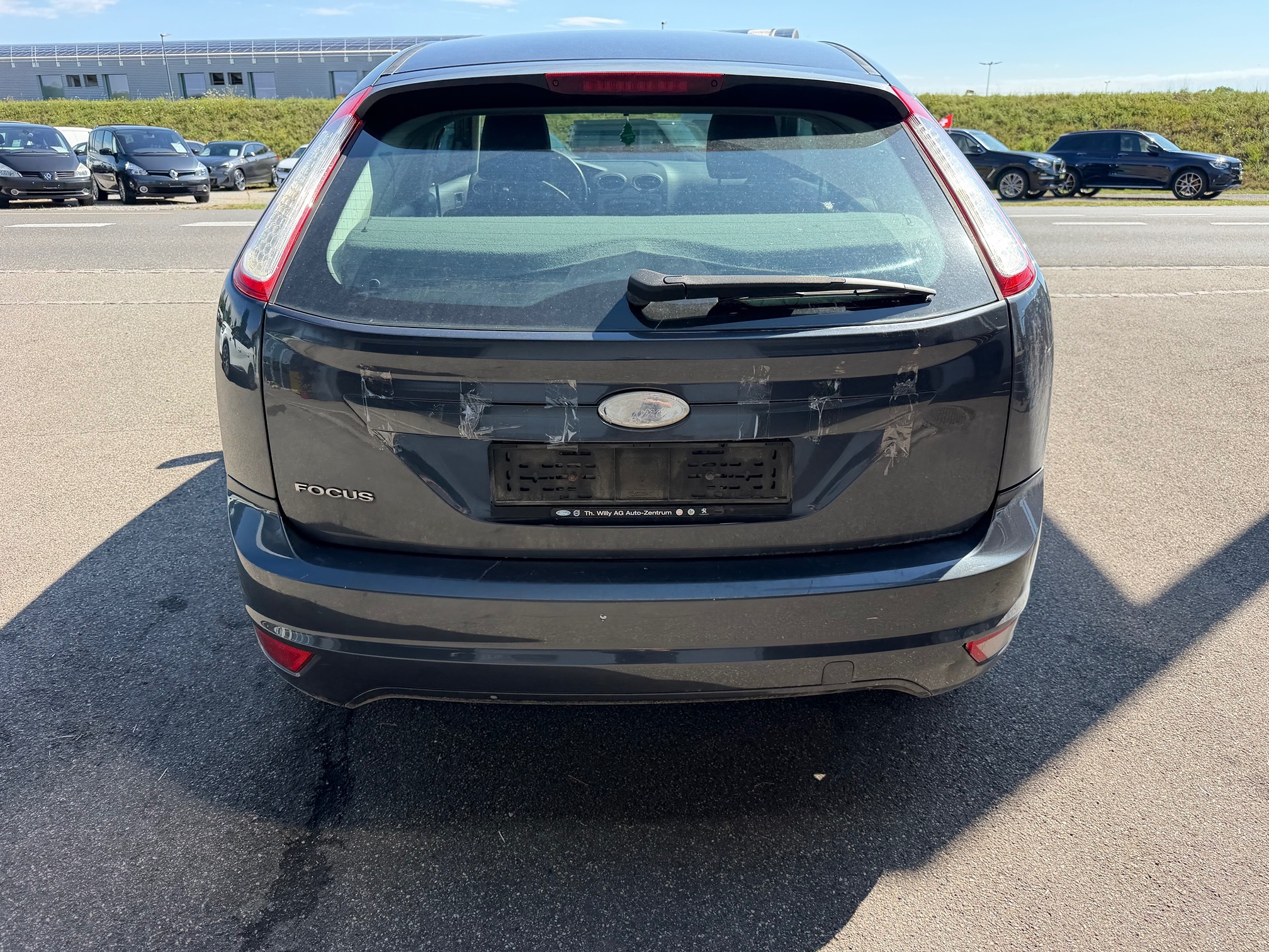 FORD Focus 1.6i 16V — zdjęcie 4